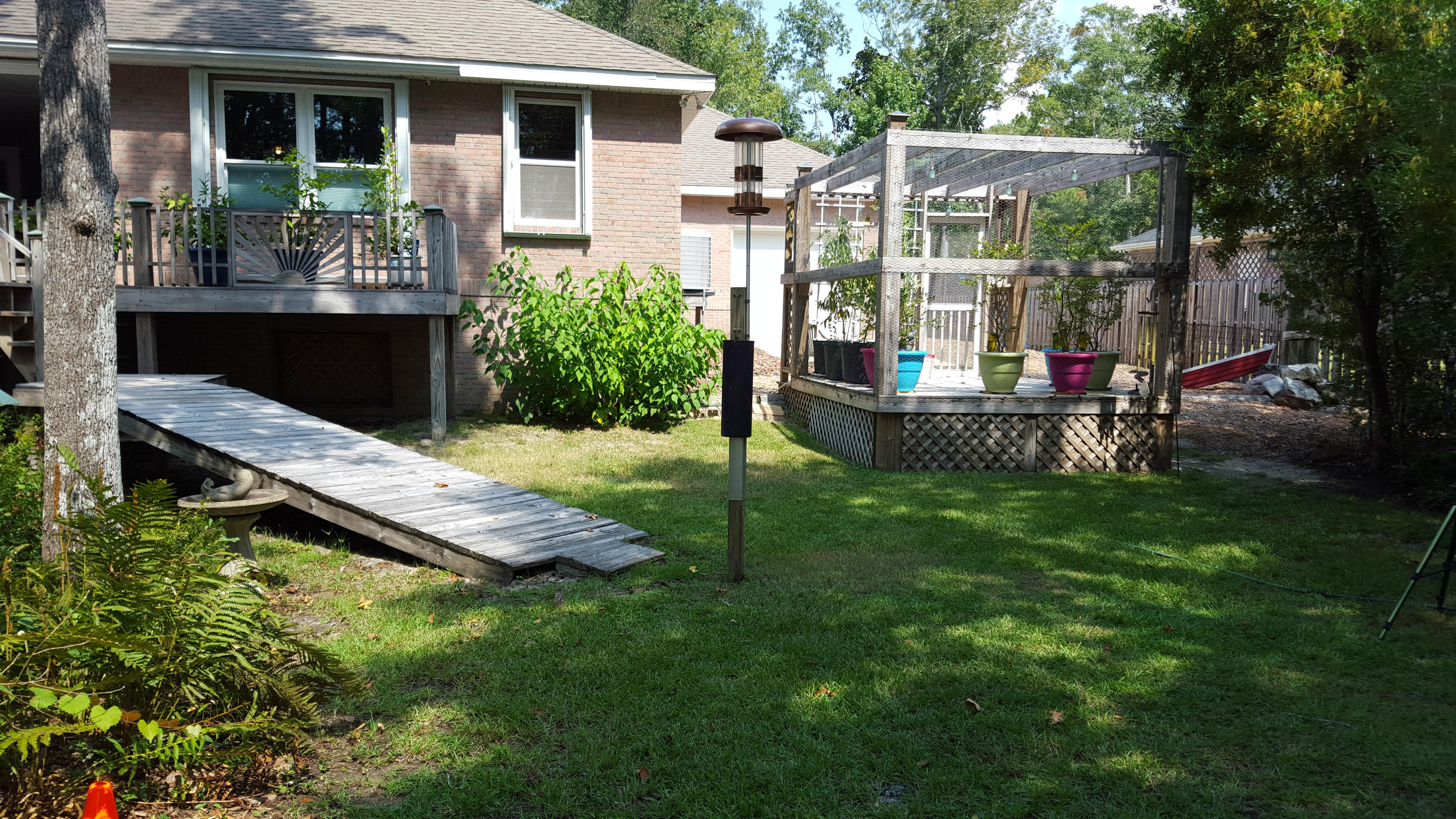 LAGRANGE SHORES - Residential