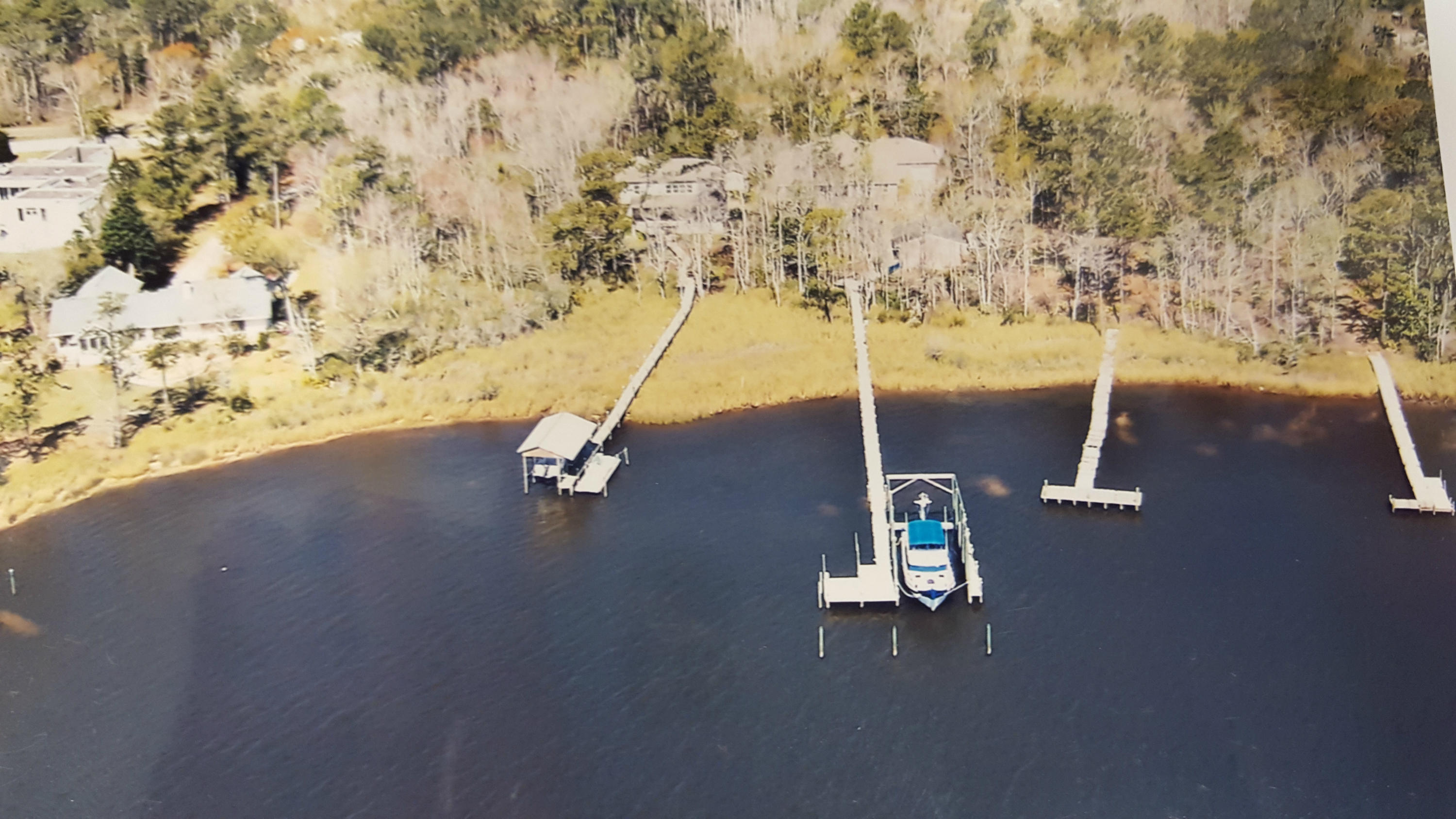 LAGRANGE SHORES - Residential