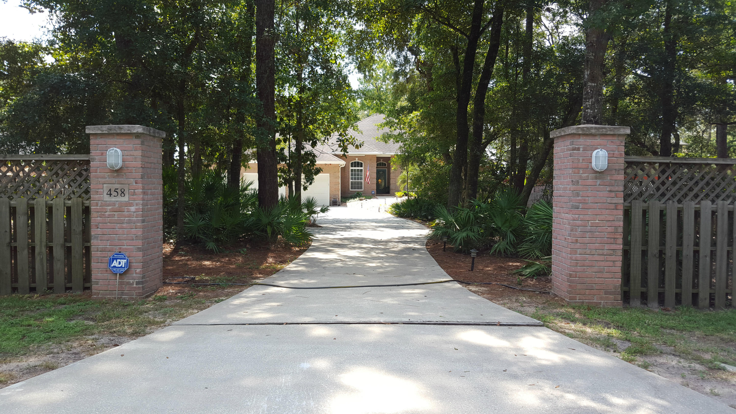 LAGRANGE SHORES - Residential