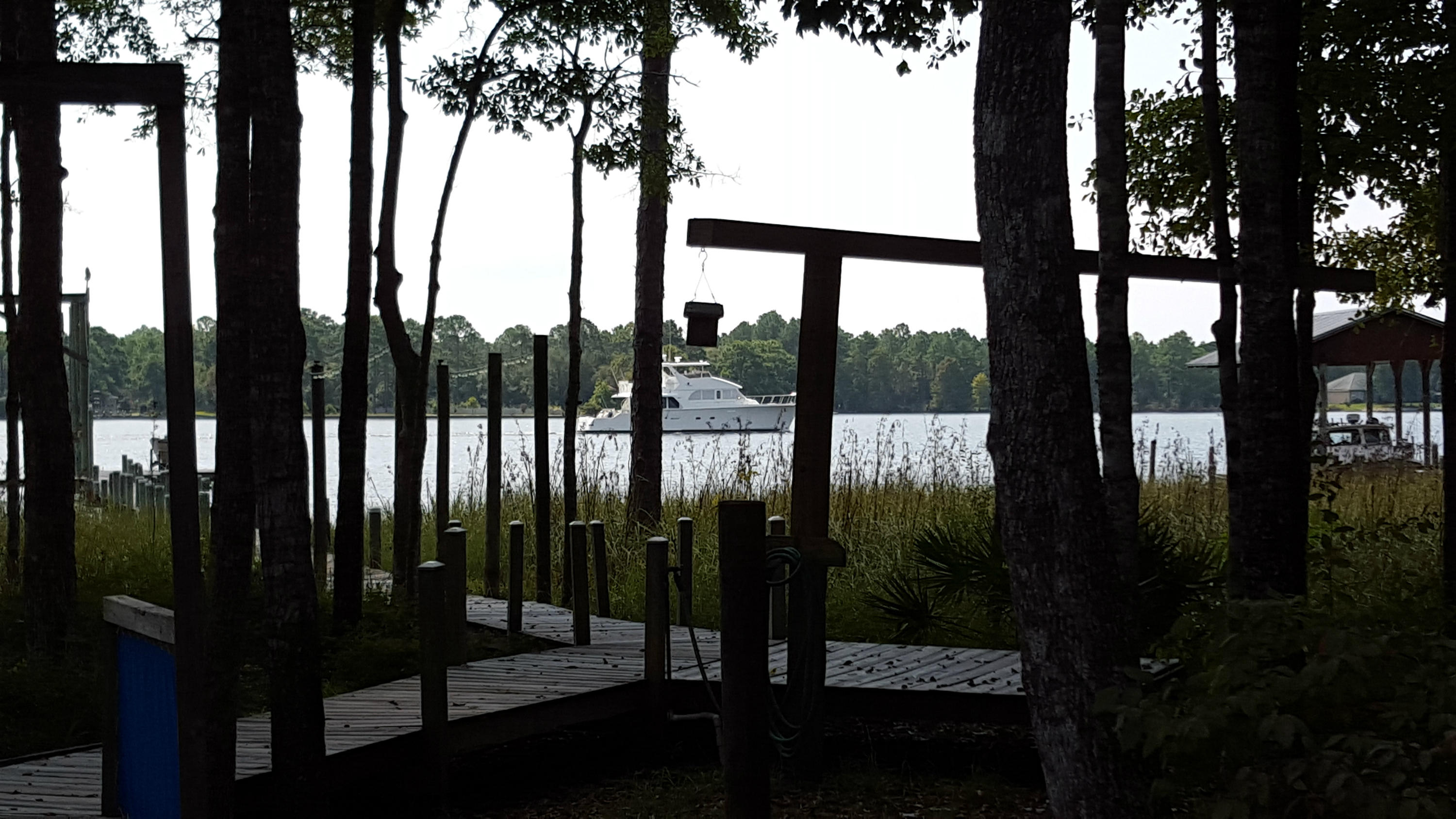 LAGRANGE SHORES - Residential