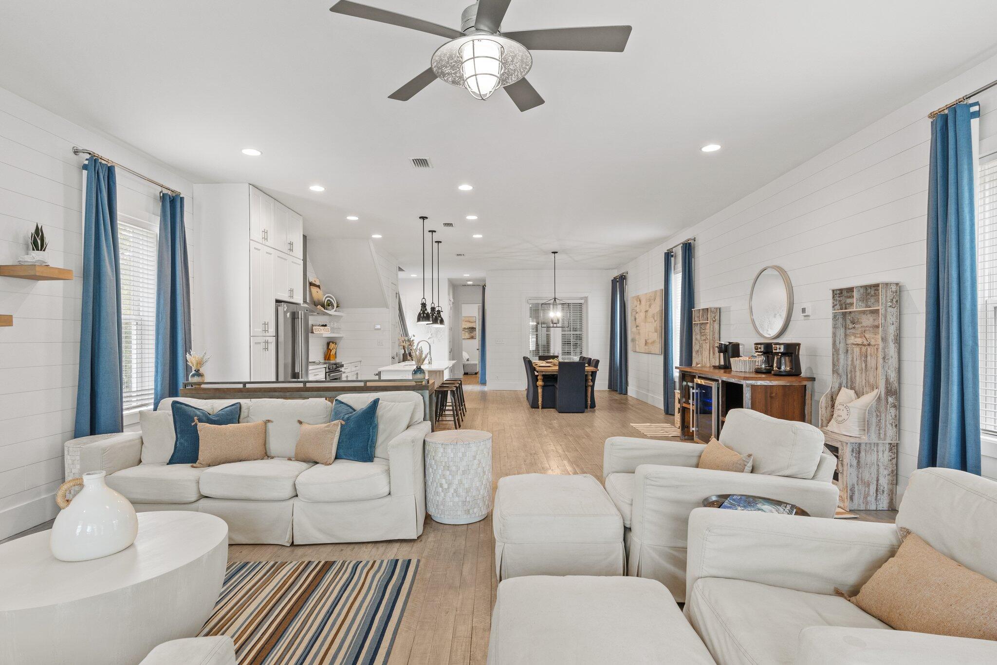 BLUE MOUNTAIN BEACH - Residential