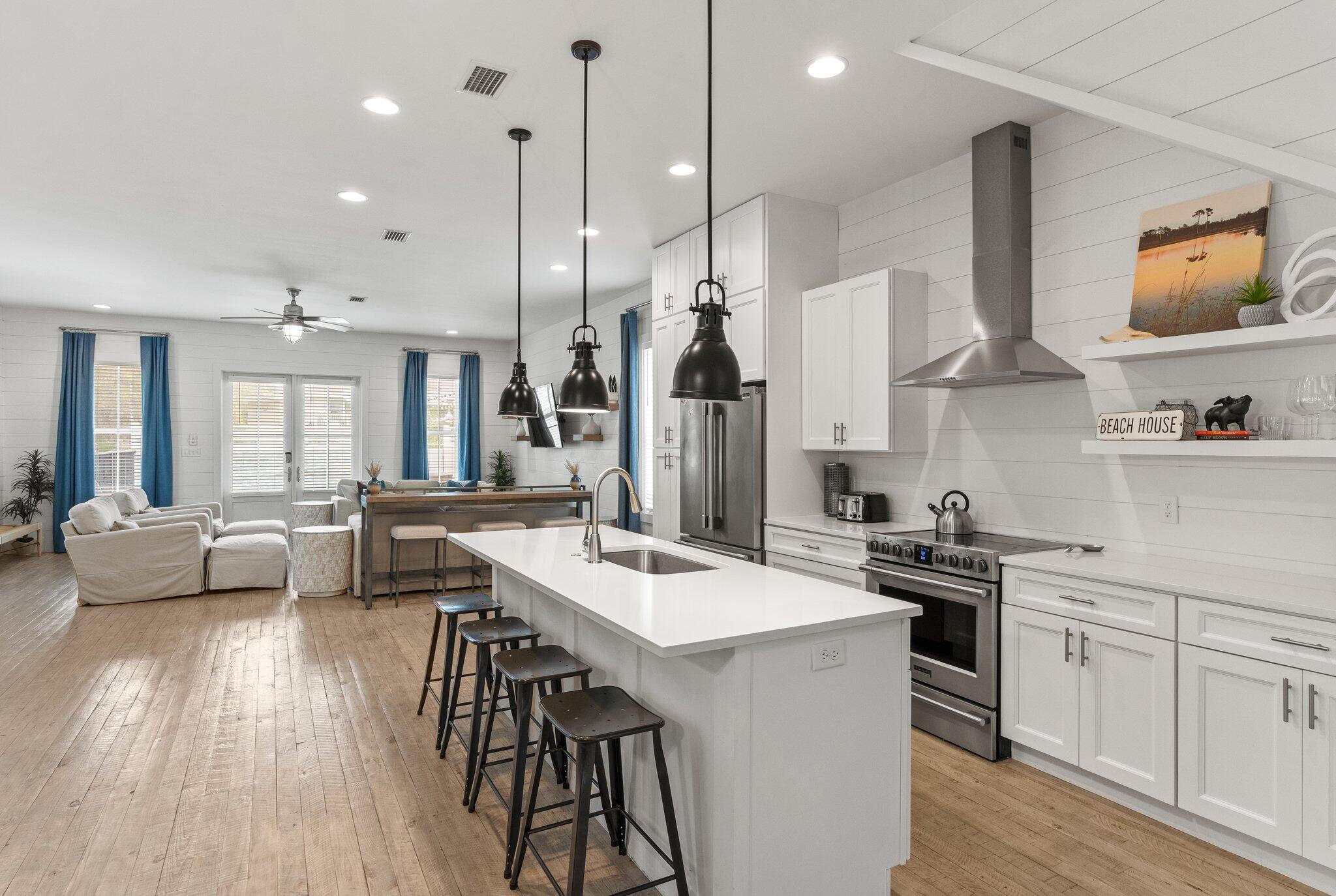 BLUE MOUNTAIN BEACH - Residential