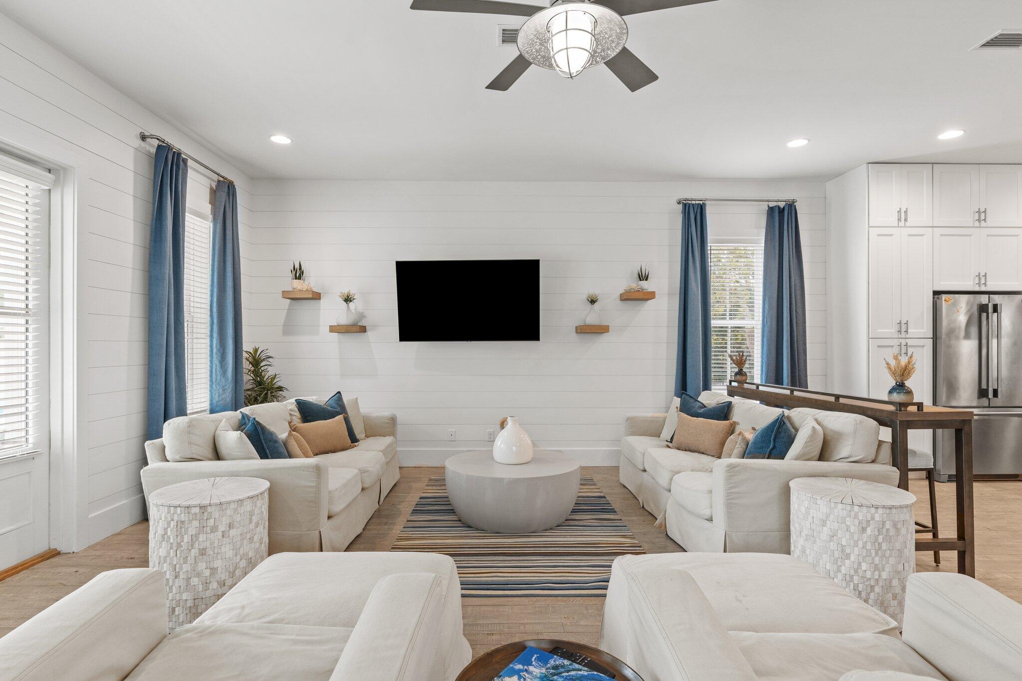 BLUE MOUNTAIN BEACH - Residential