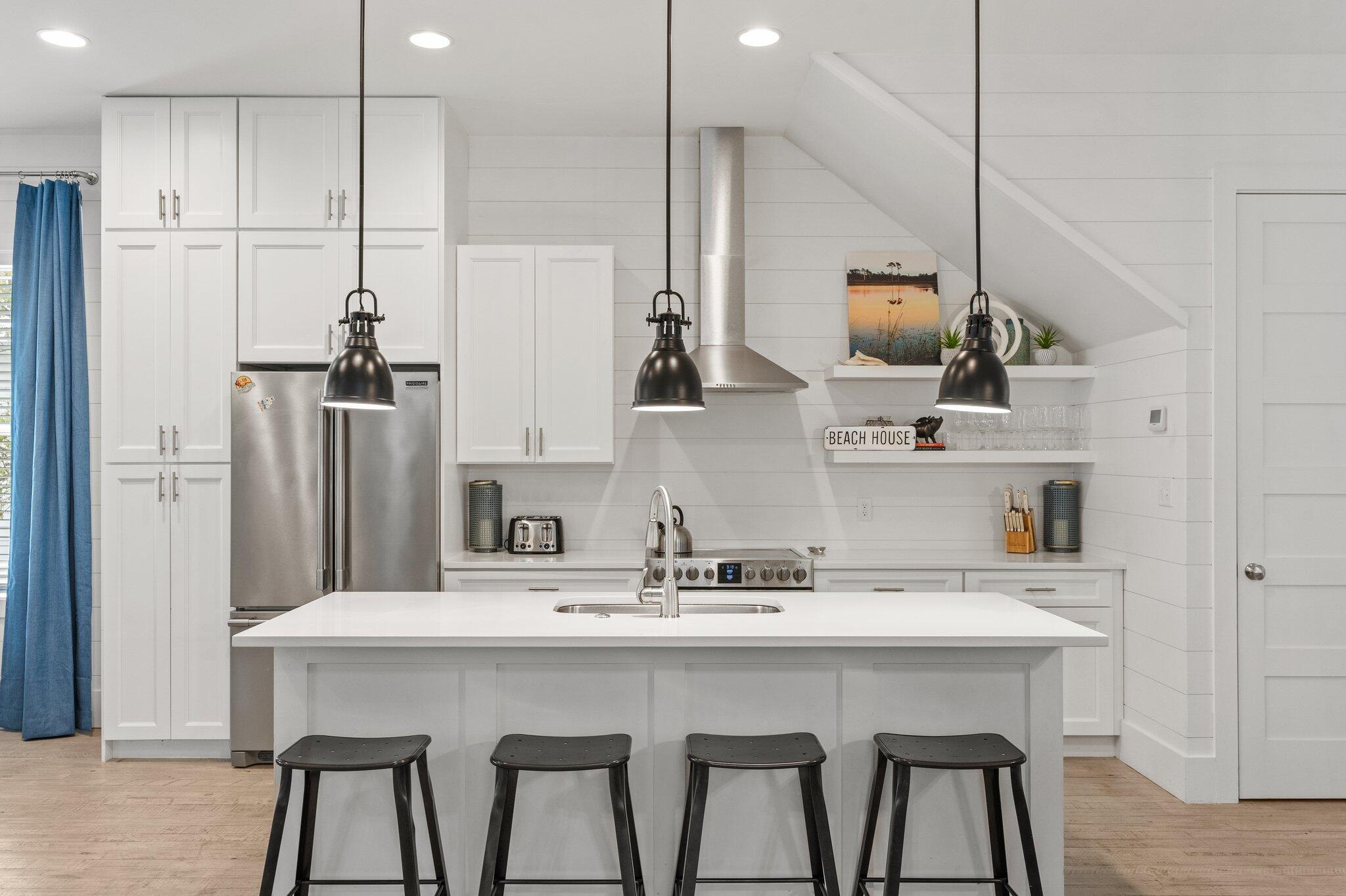 BLUE MOUNTAIN BEACH - Residential