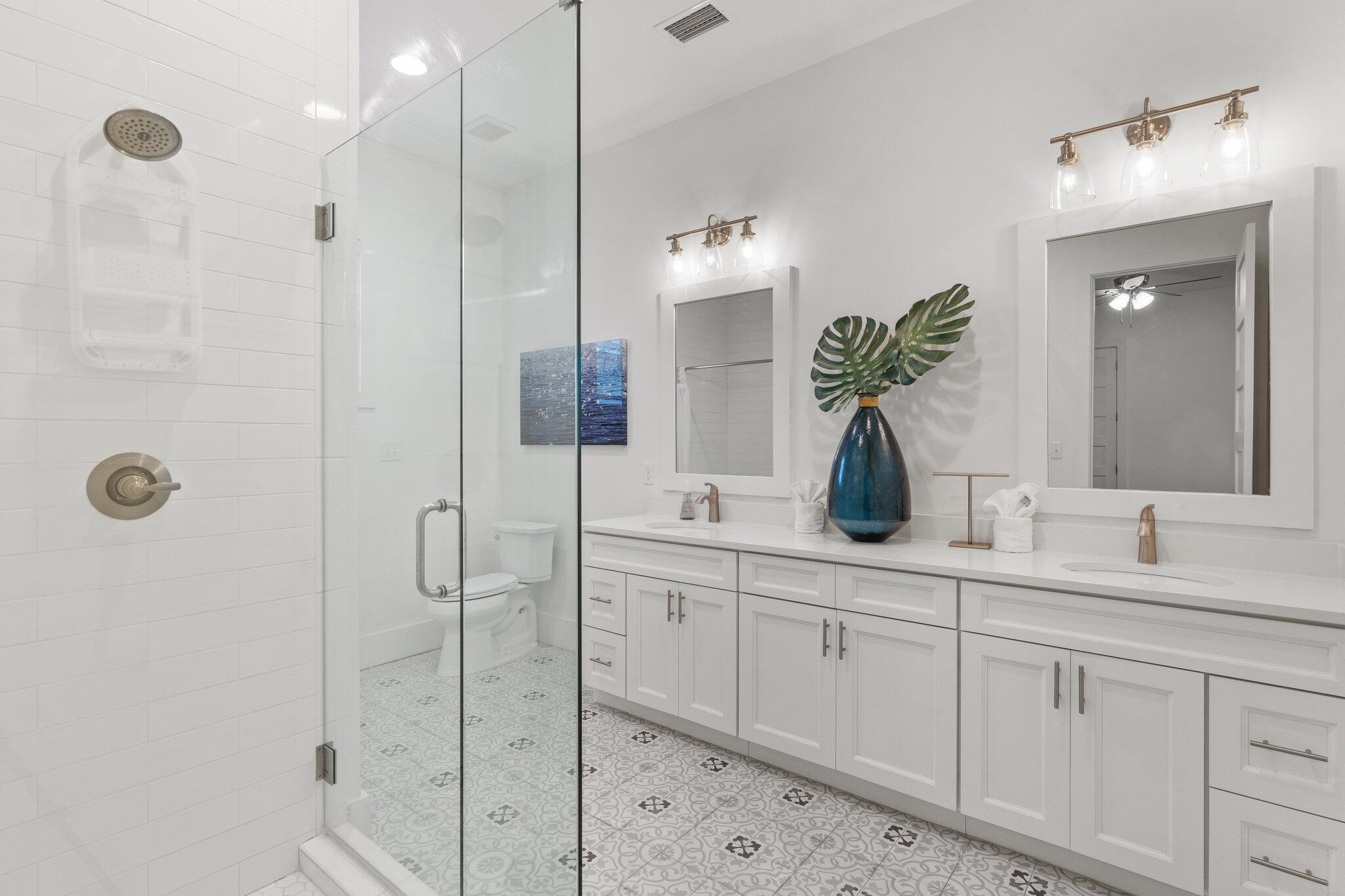 BLUE MOUNTAIN BEACH - Residential