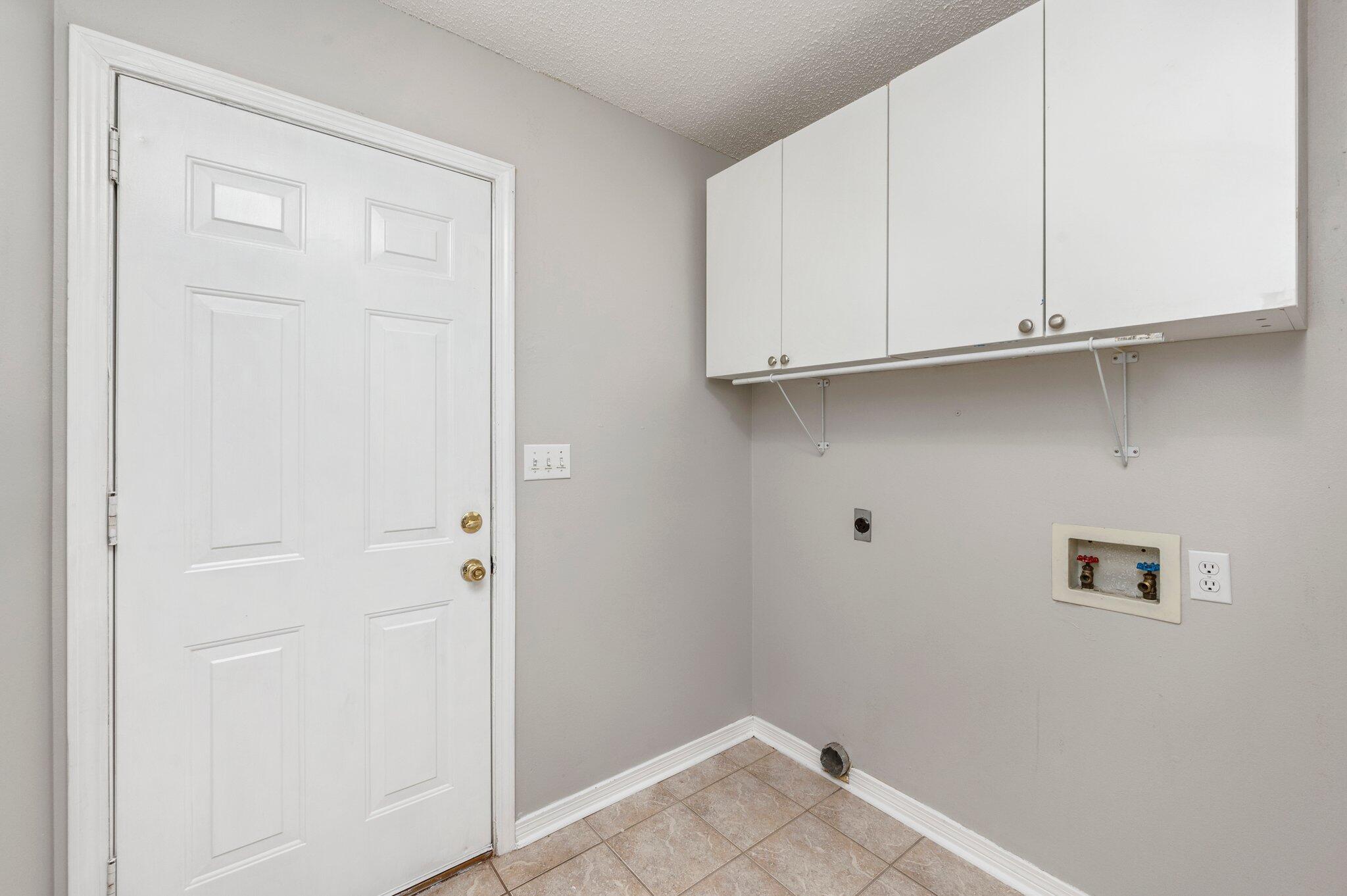 COUNTRYVIEW ESTATES 4TH ADDN PH 3 - Residential