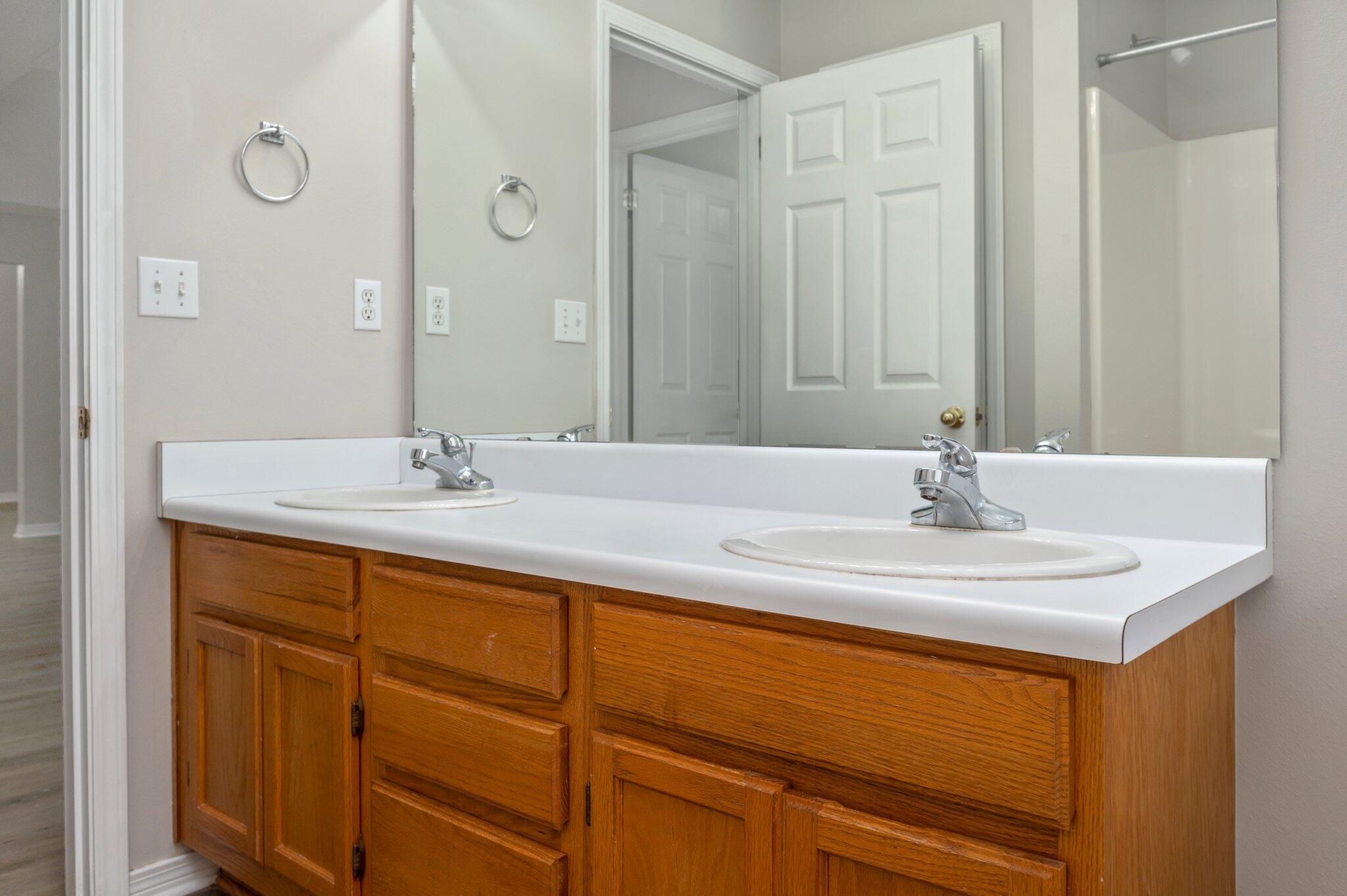 COUNTRYVIEW ESTATES 4TH ADDN PH 3 - Residential