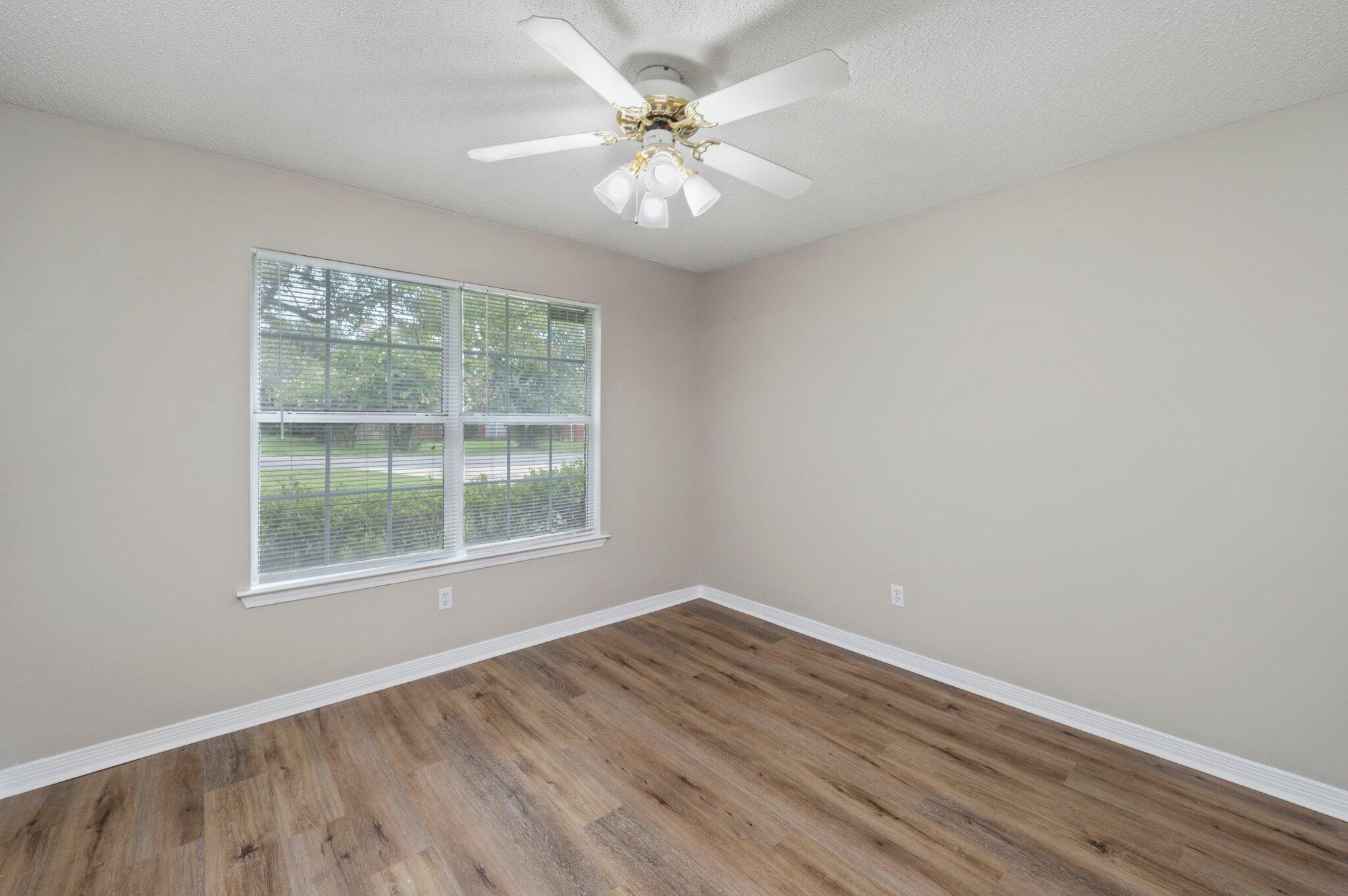 COUNTRYVIEW ESTATES 4TH ADDN PH 3 - Residential