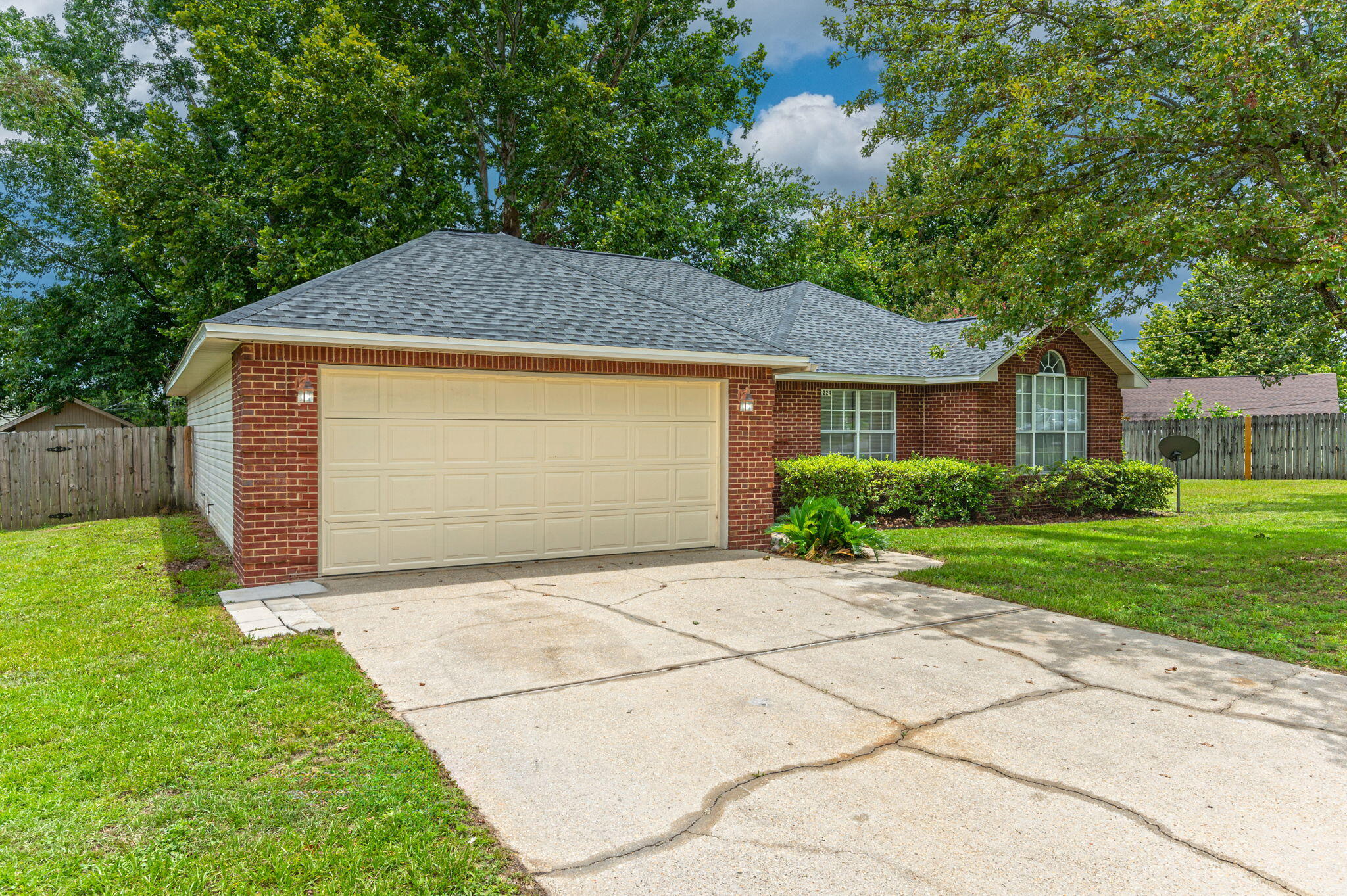 COUNTRYVIEW ESTATES 4TH ADDN PH 3 - Residential