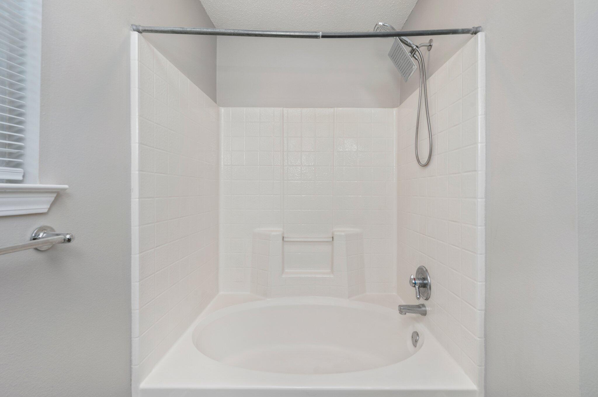 COUNTRYVIEW ESTATES 4TH ADDN PH 3 - Residential