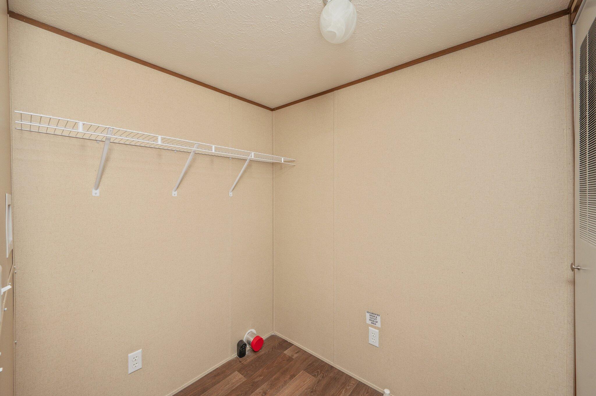 OAKWOOD HILLS UNIT 1 - Residential