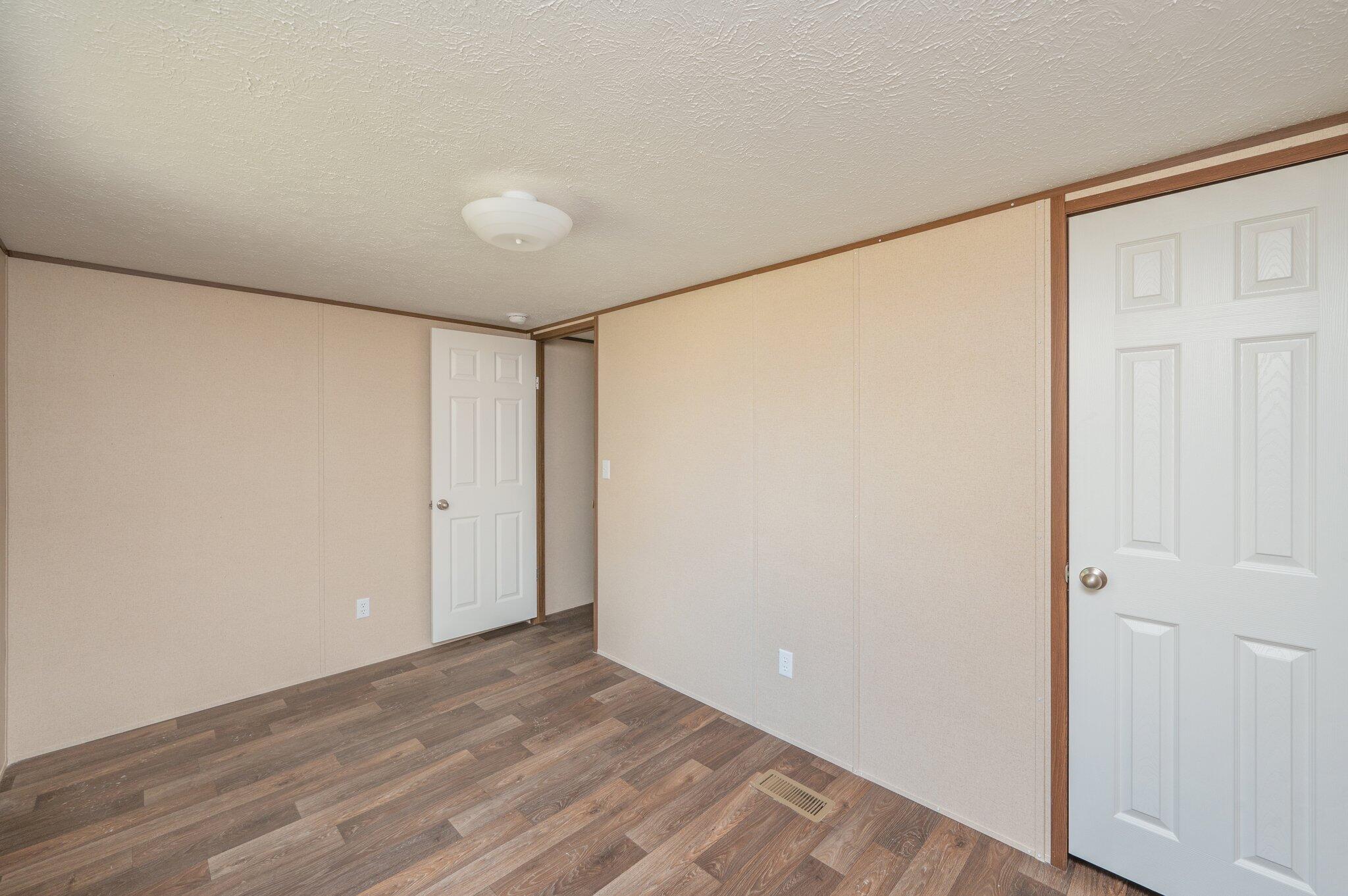 OAKWOOD HILLS UNIT 1 - Residential