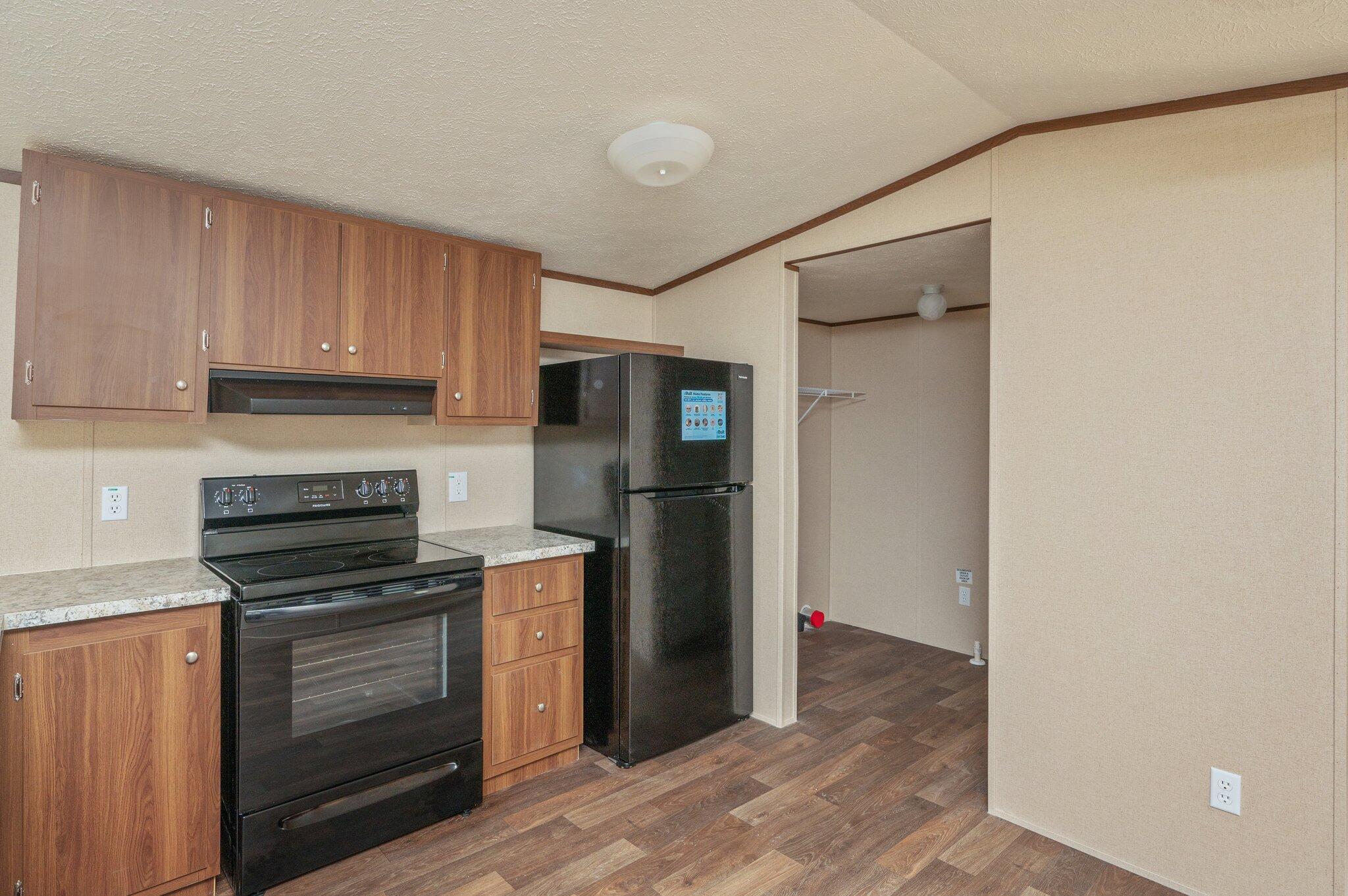 OAKWOOD HILLS UNIT 1 - Residential