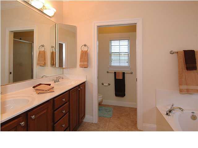 MEDITERRANEAN VILLAGE - Residential