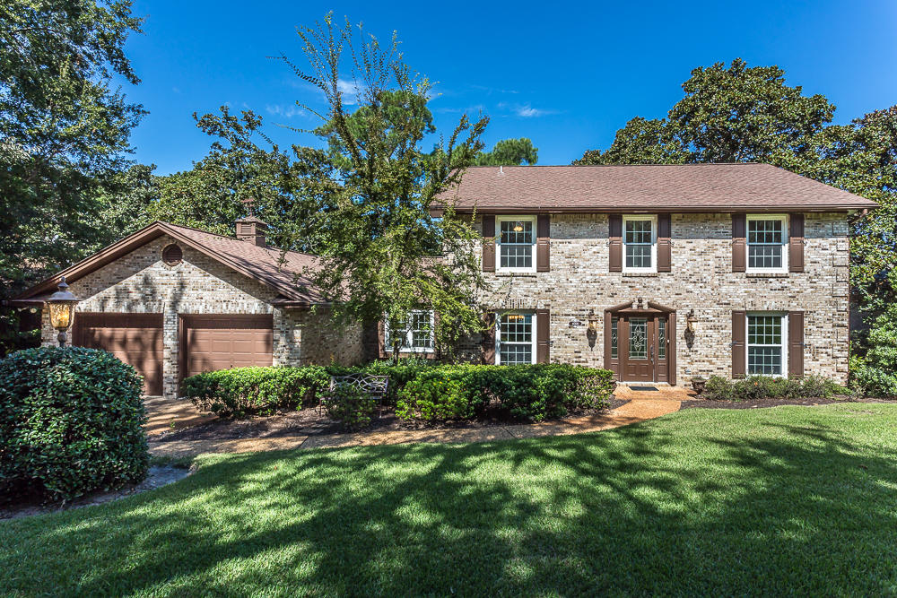 BAY WOODS - Residential