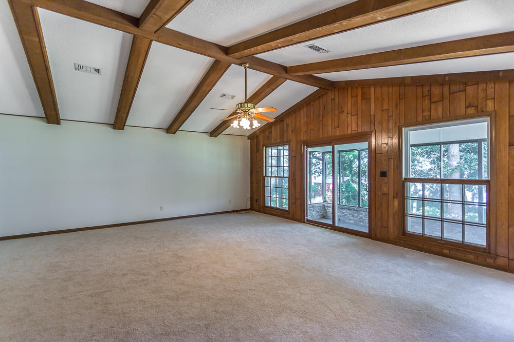 BAY WOODS - Residential