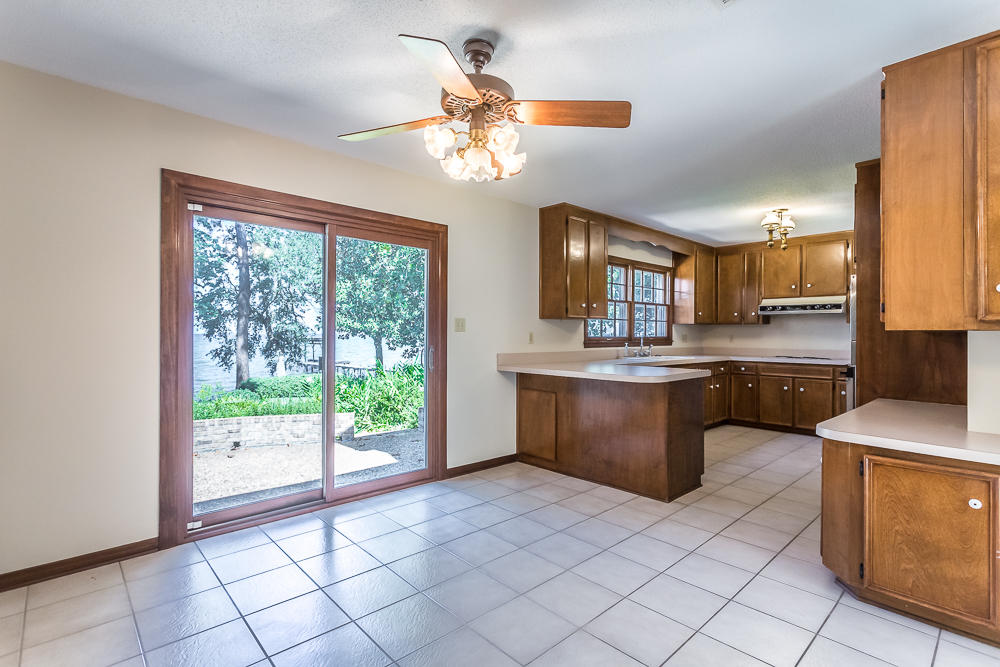 BAY WOODS - Residential