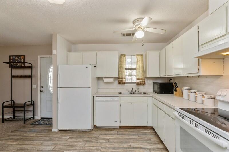 NORTH SUPERGROUP (221000.00( - Residential