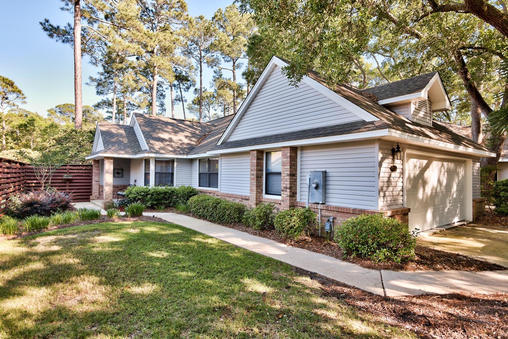 DEERWOOD DRIVE - Residential