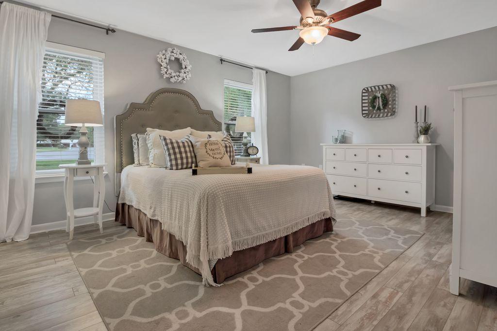 BLUEWATER BAY VILLAGE 1B - Residential