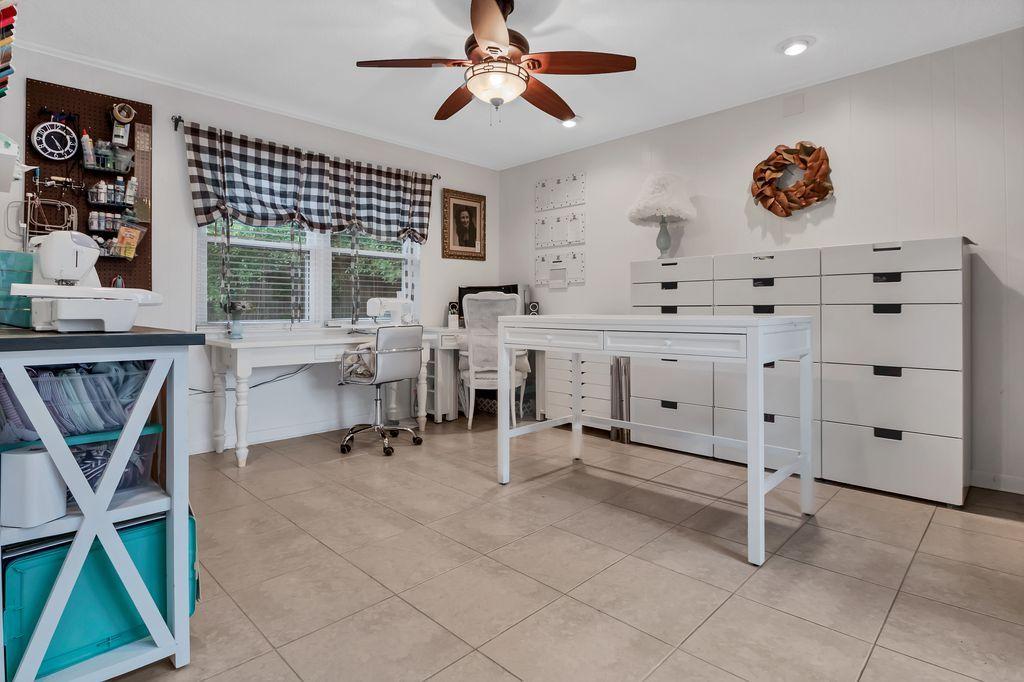 BLUEWATER BAY VILLAGE 1B - Residential