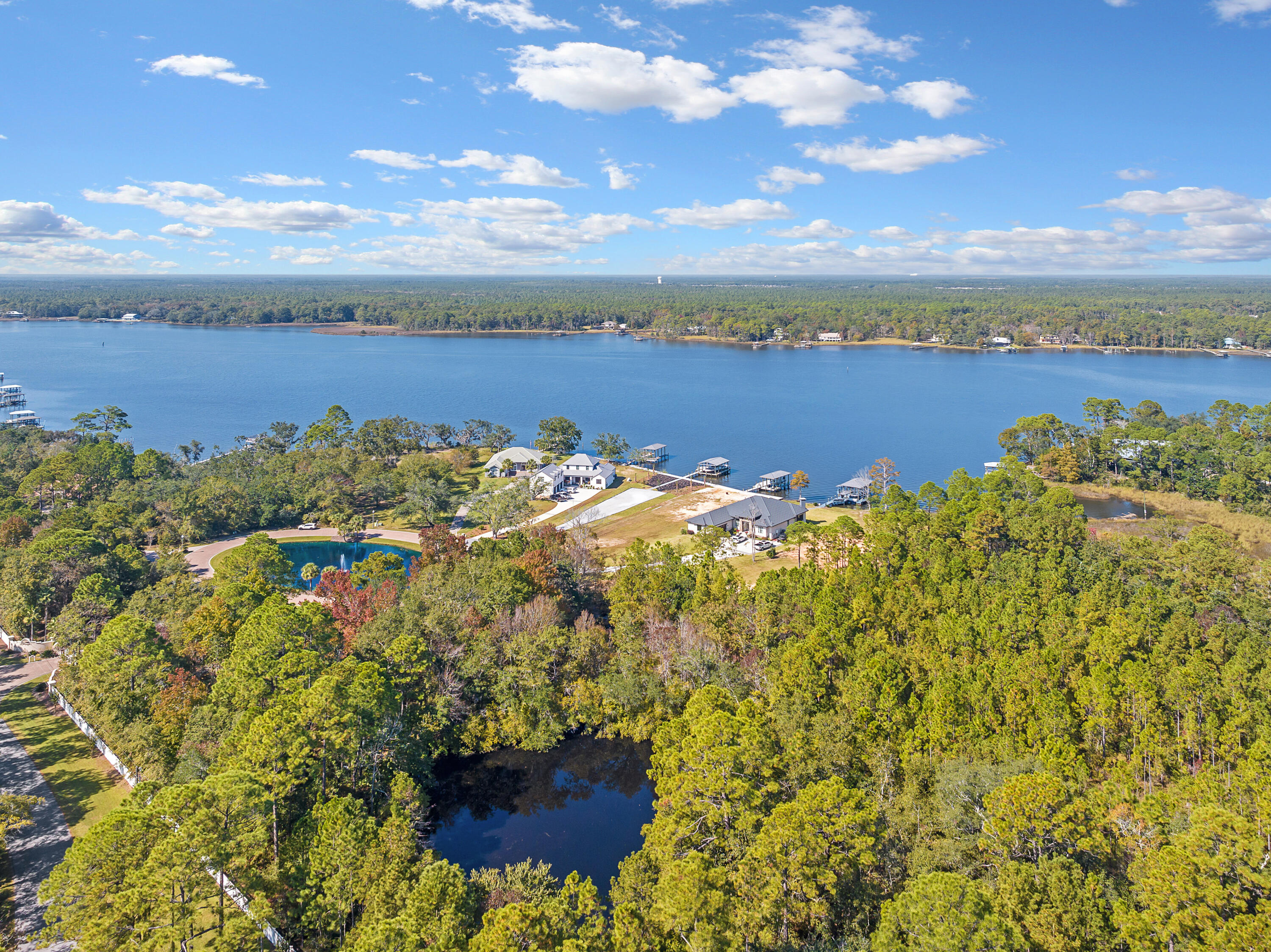 LAGRANGE COVE - Residential