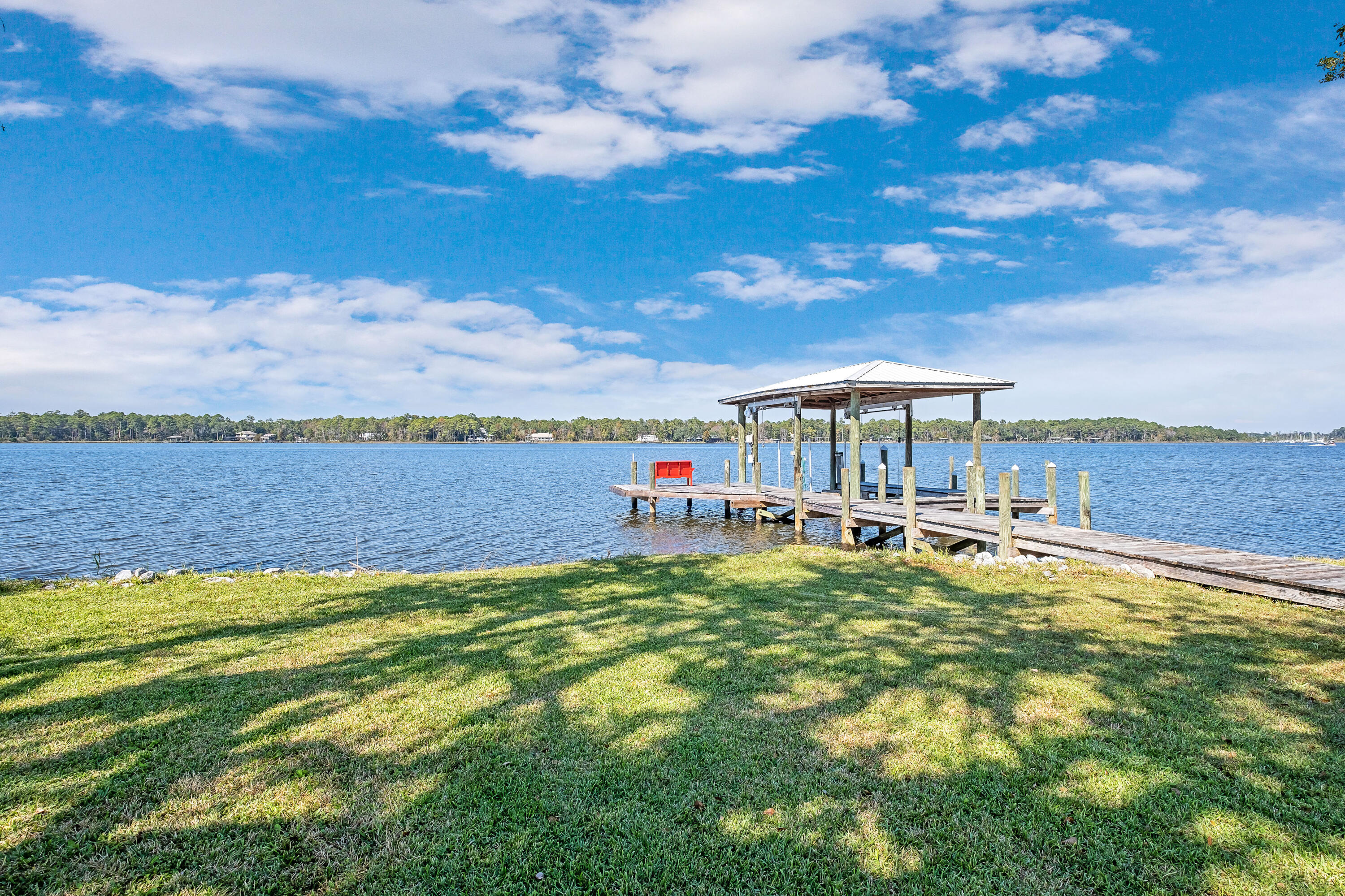 LAGRANGE COVE - Residential