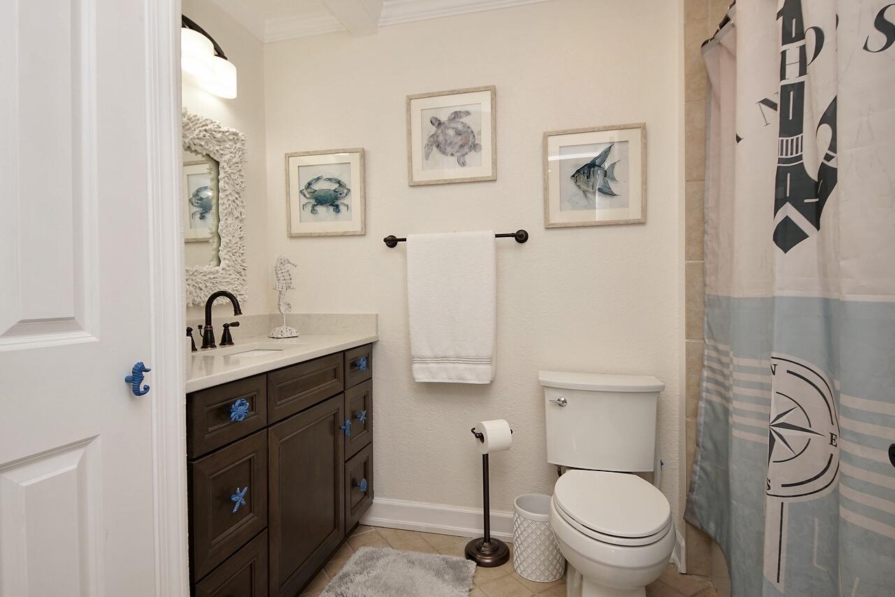 BAYVIEW WATERS CONDO - Residential