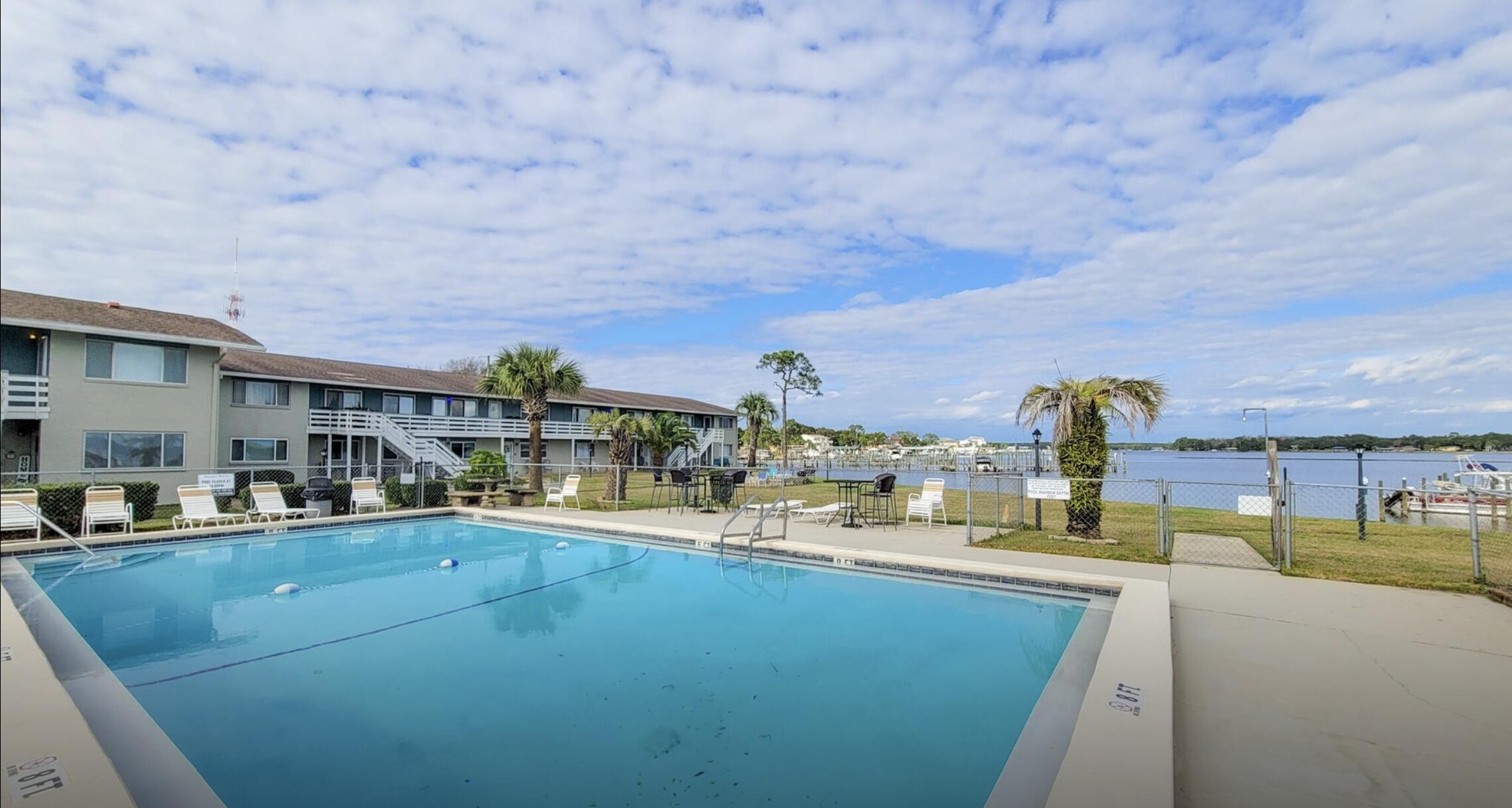 BAYVIEW WATERS CONDO - Residential