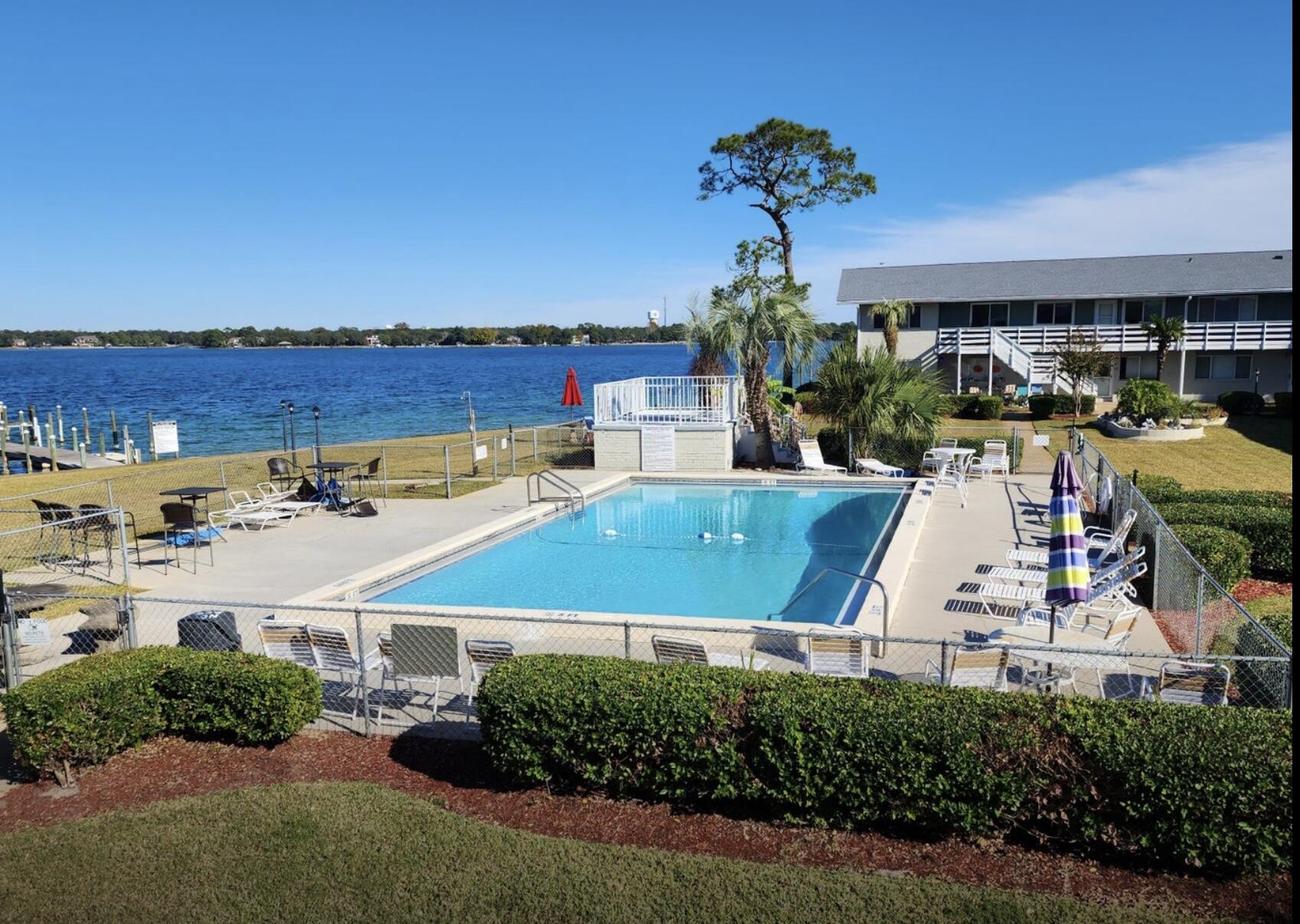 BAYVIEW WATERS CONDO - Residential