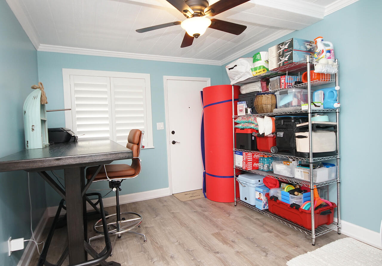 BAYVIEW WATERS CONDO - Residential