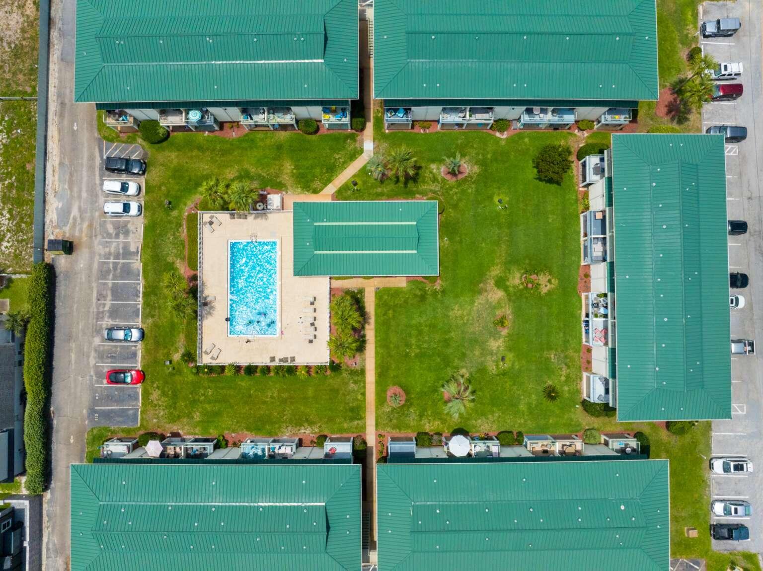 Sandprints Condominium - Residential