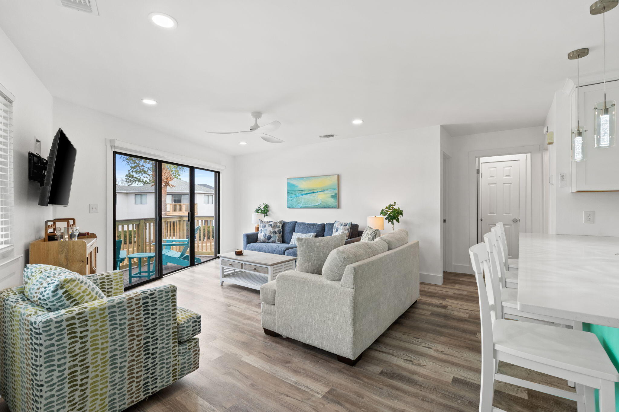 CRYSTAL VILLAGE CONDO PH 2 - Residential