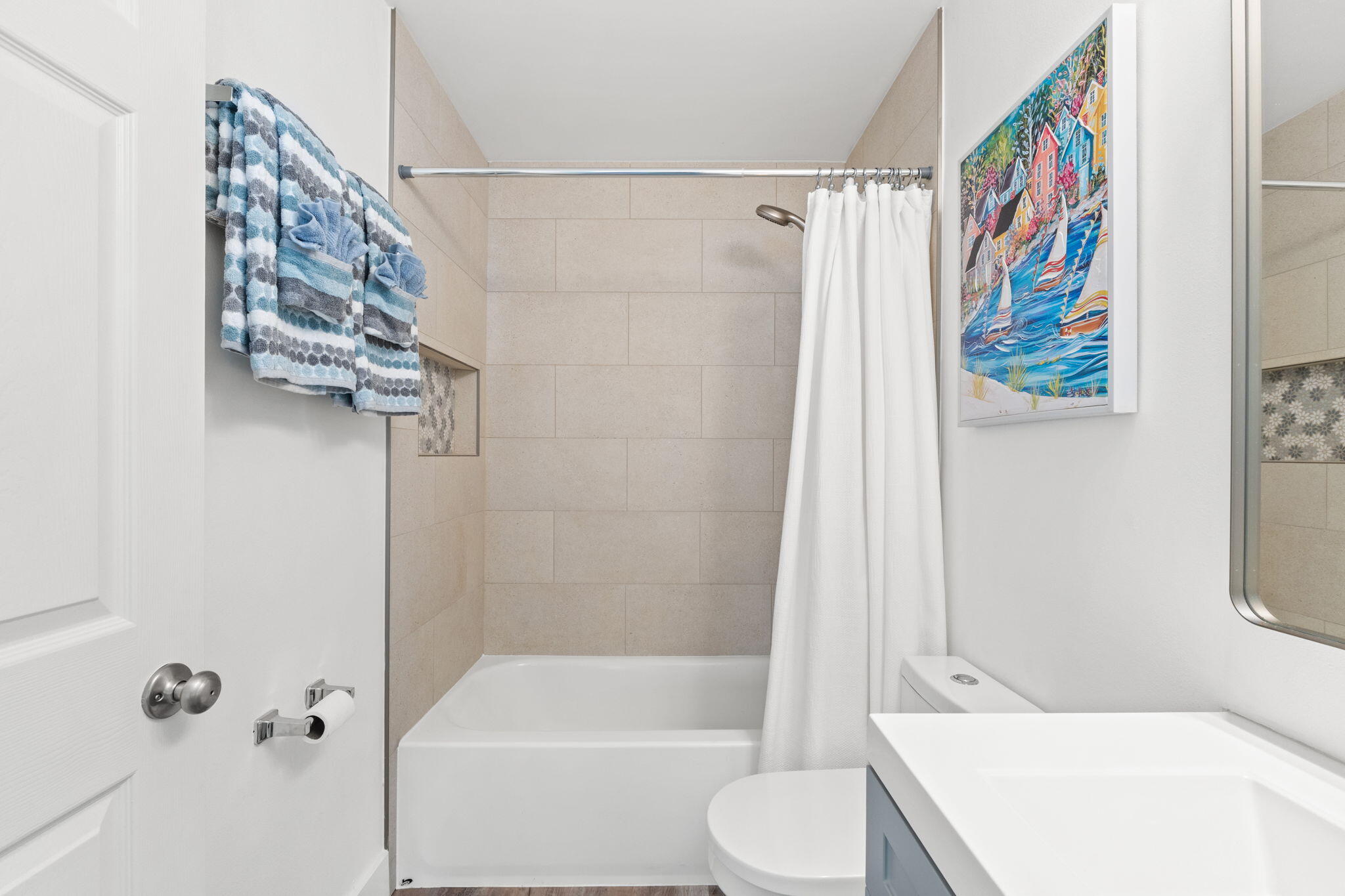 CRYSTAL VILLAGE CONDO PH 2 - Residential