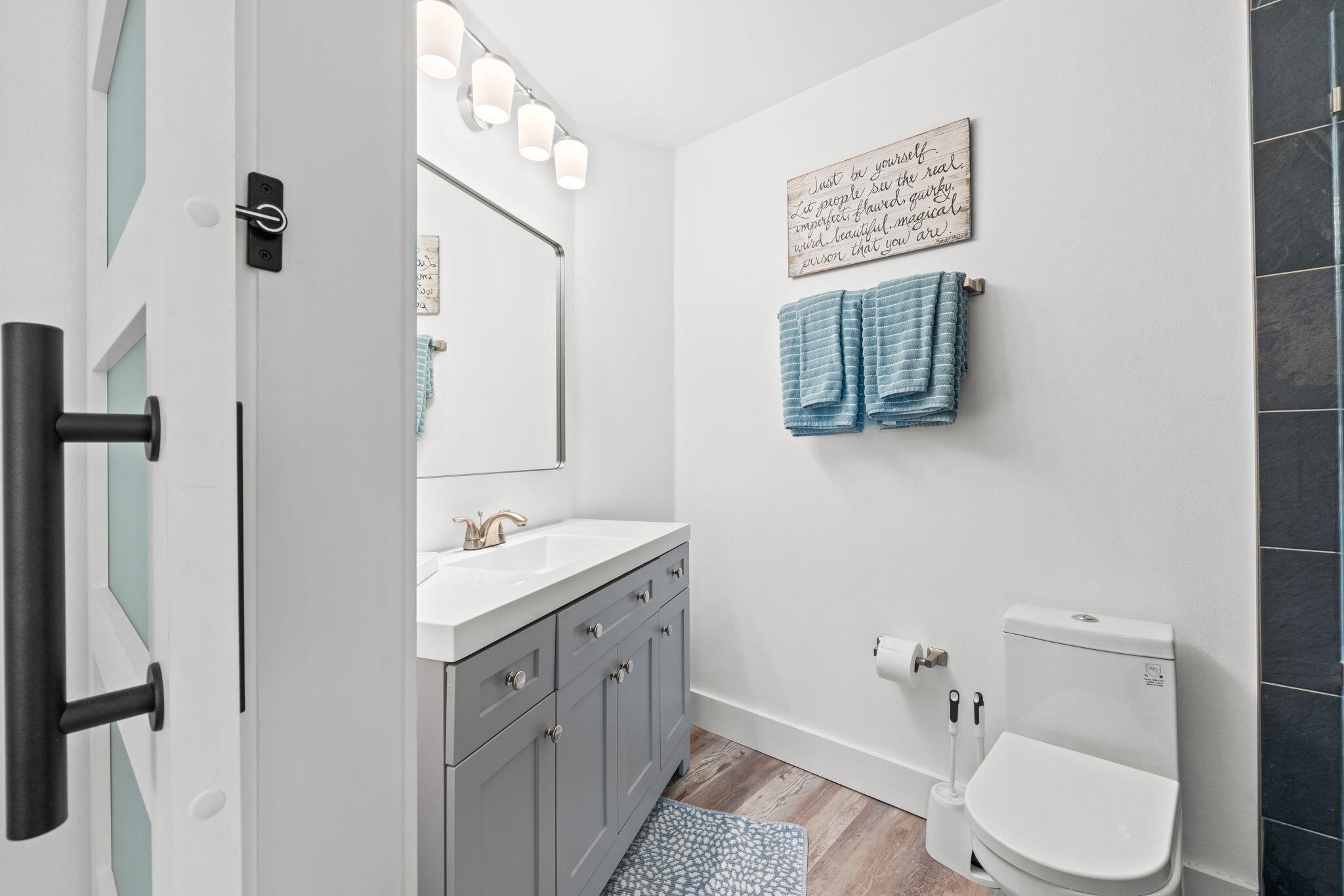 CRYSTAL VILLAGE CONDO PH 2 - Residential