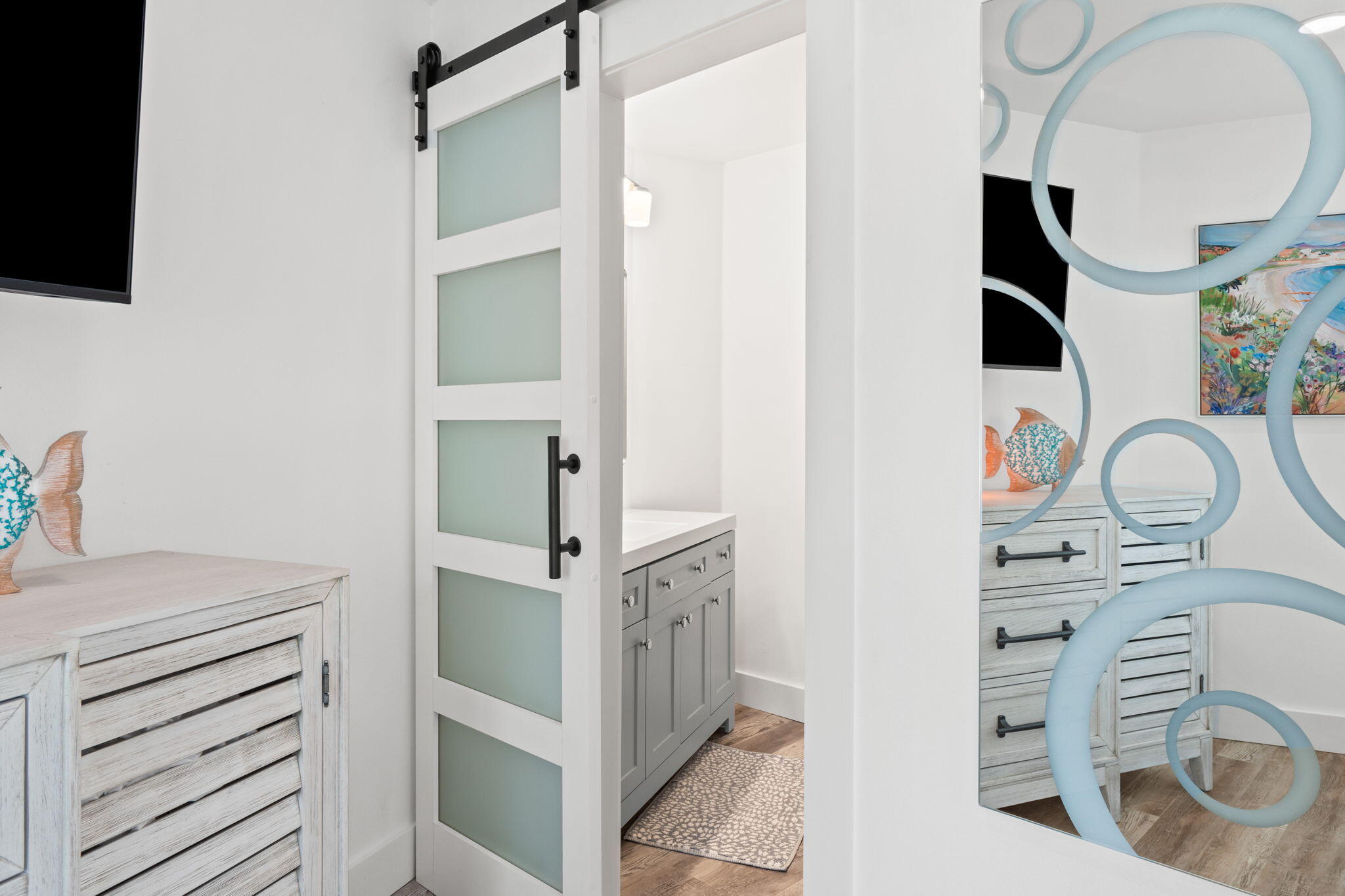 CRYSTAL VILLAGE CONDO PH 2 - Residential