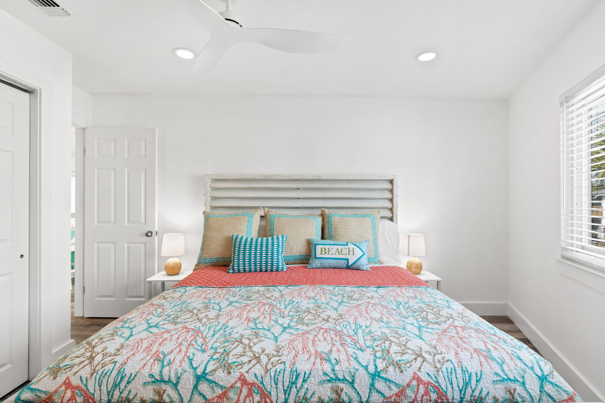 CRYSTAL VILLAGE CONDO PH 2 - Residential