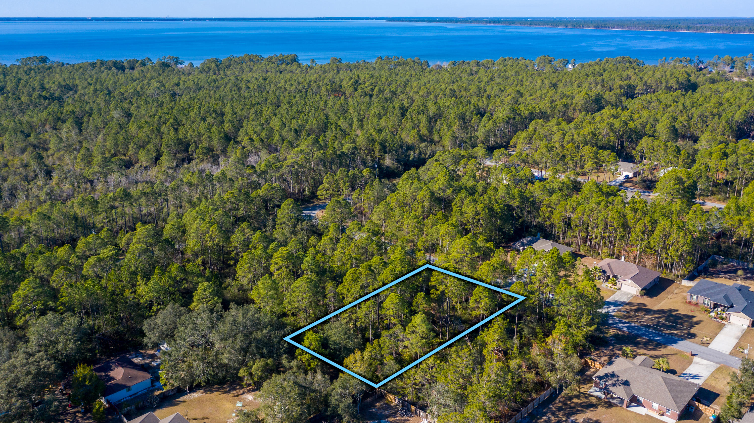 HOLLEY BY THE SEA - Land