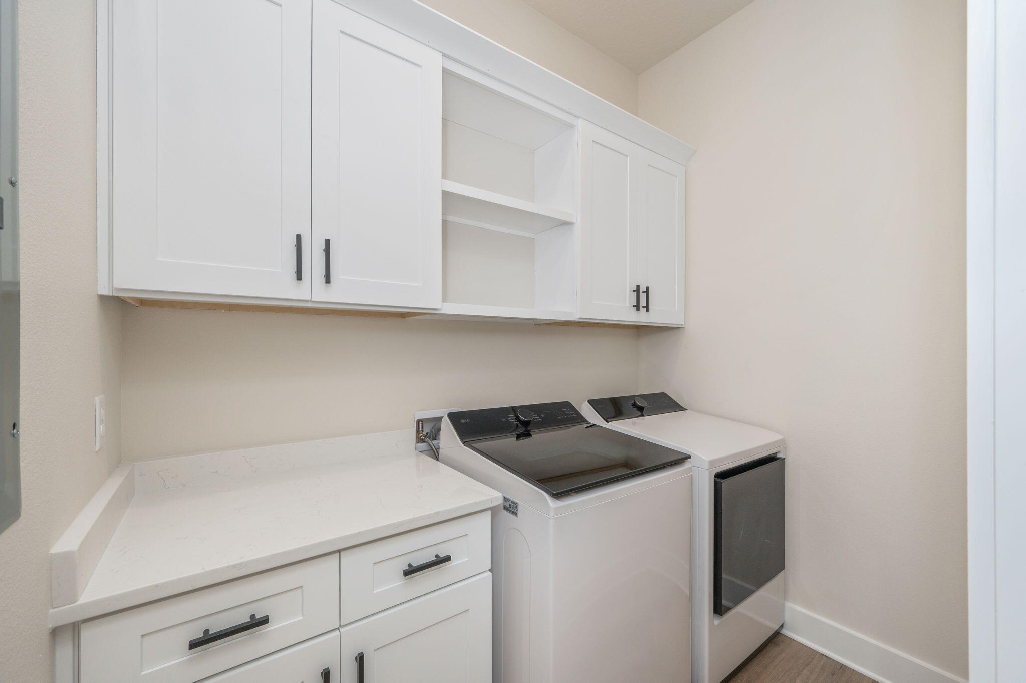 SHALIMAR - Residential