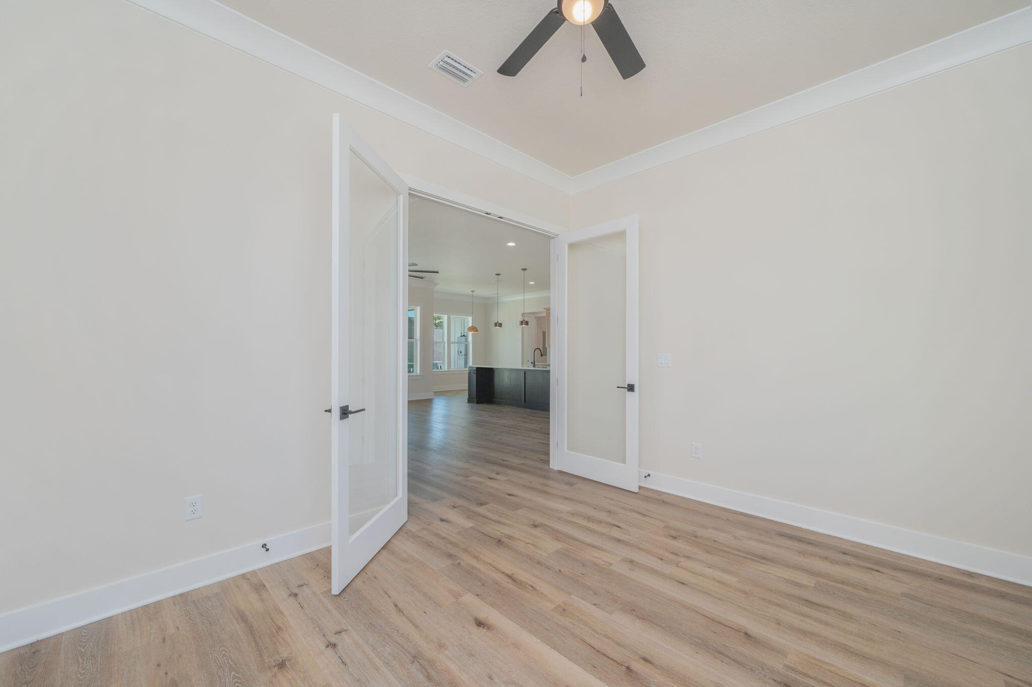 SHALIMAR - Residential