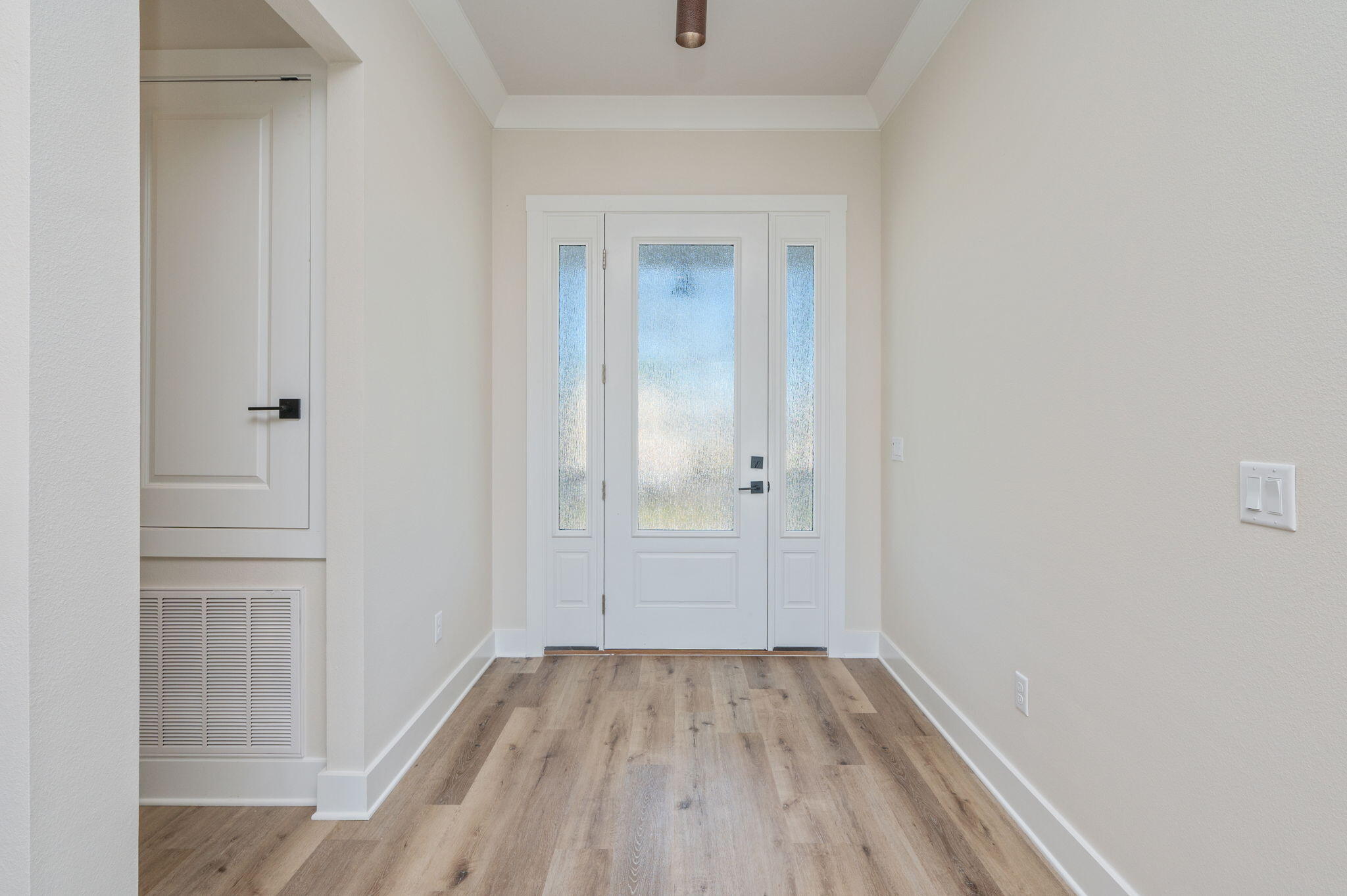 SHALIMAR - Residential