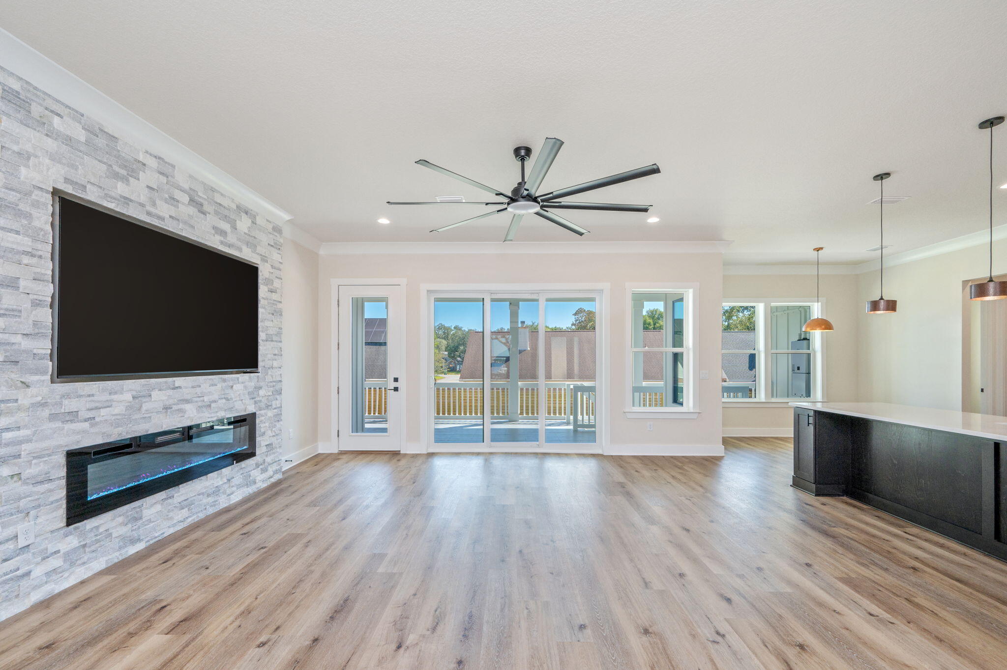 SHALIMAR - Residential