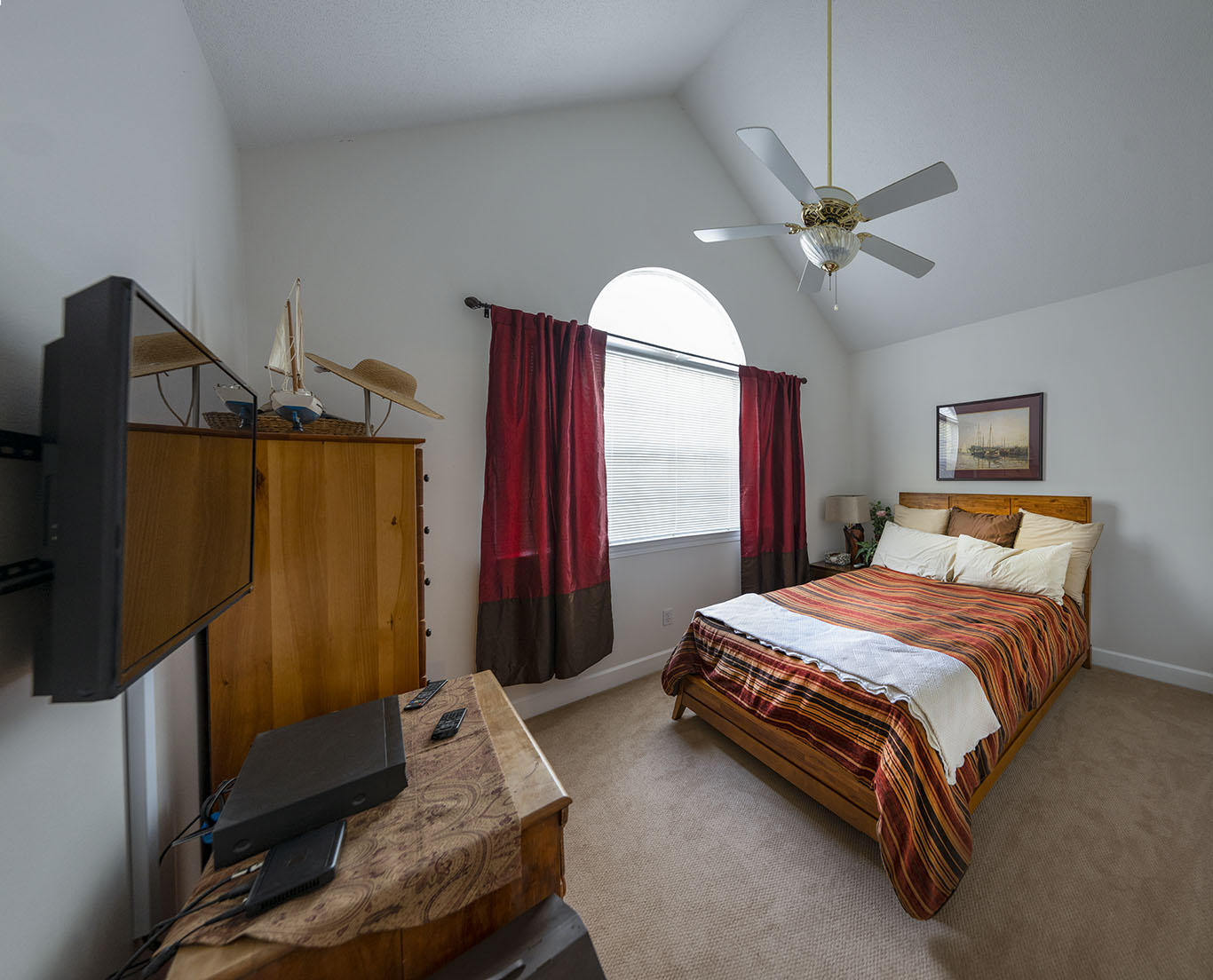 LAKE POINTE - Residential