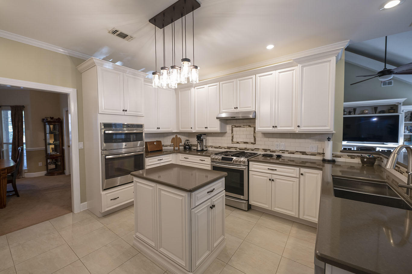 LAKE POINTE - Residential