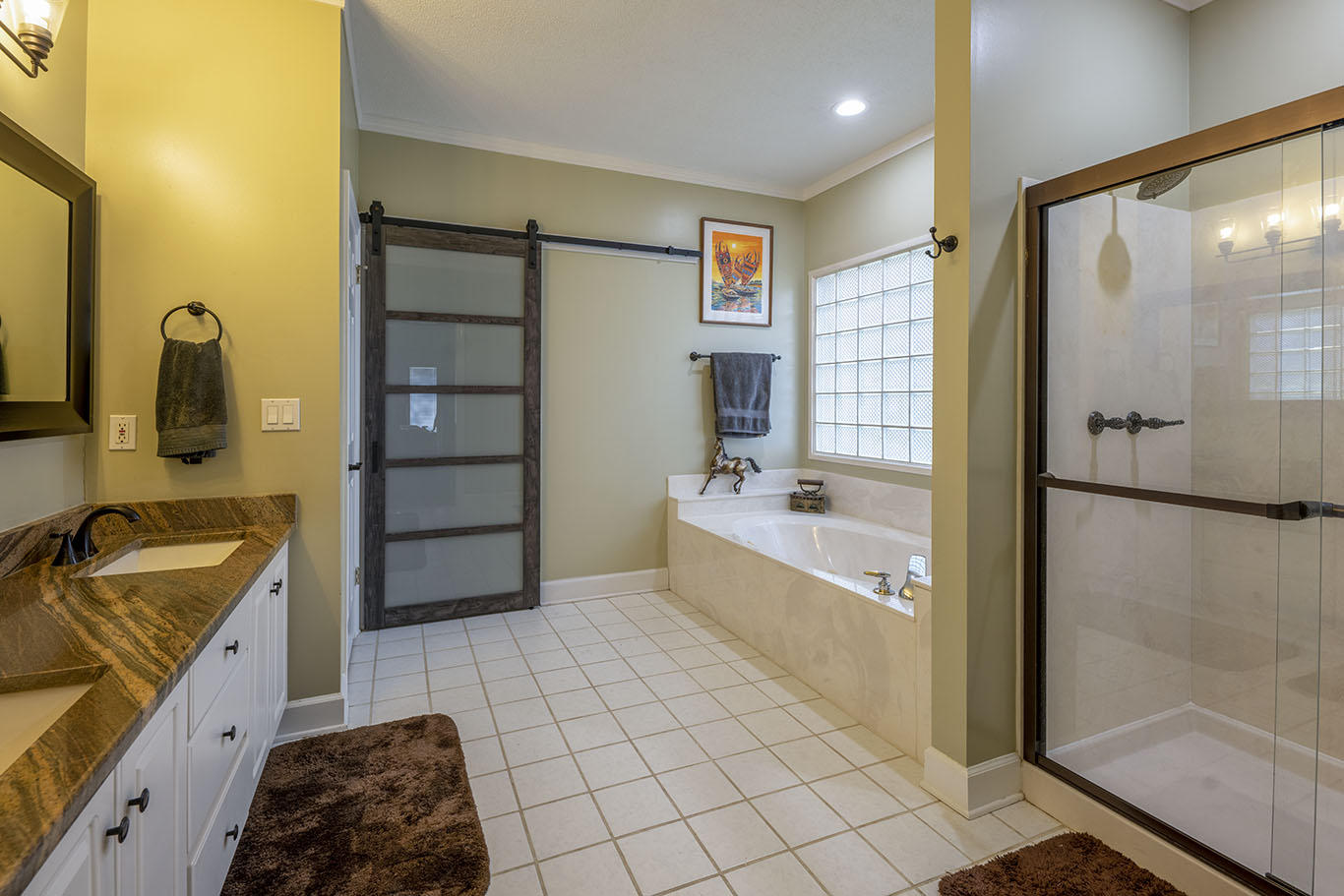 LAKE POINTE - Residential