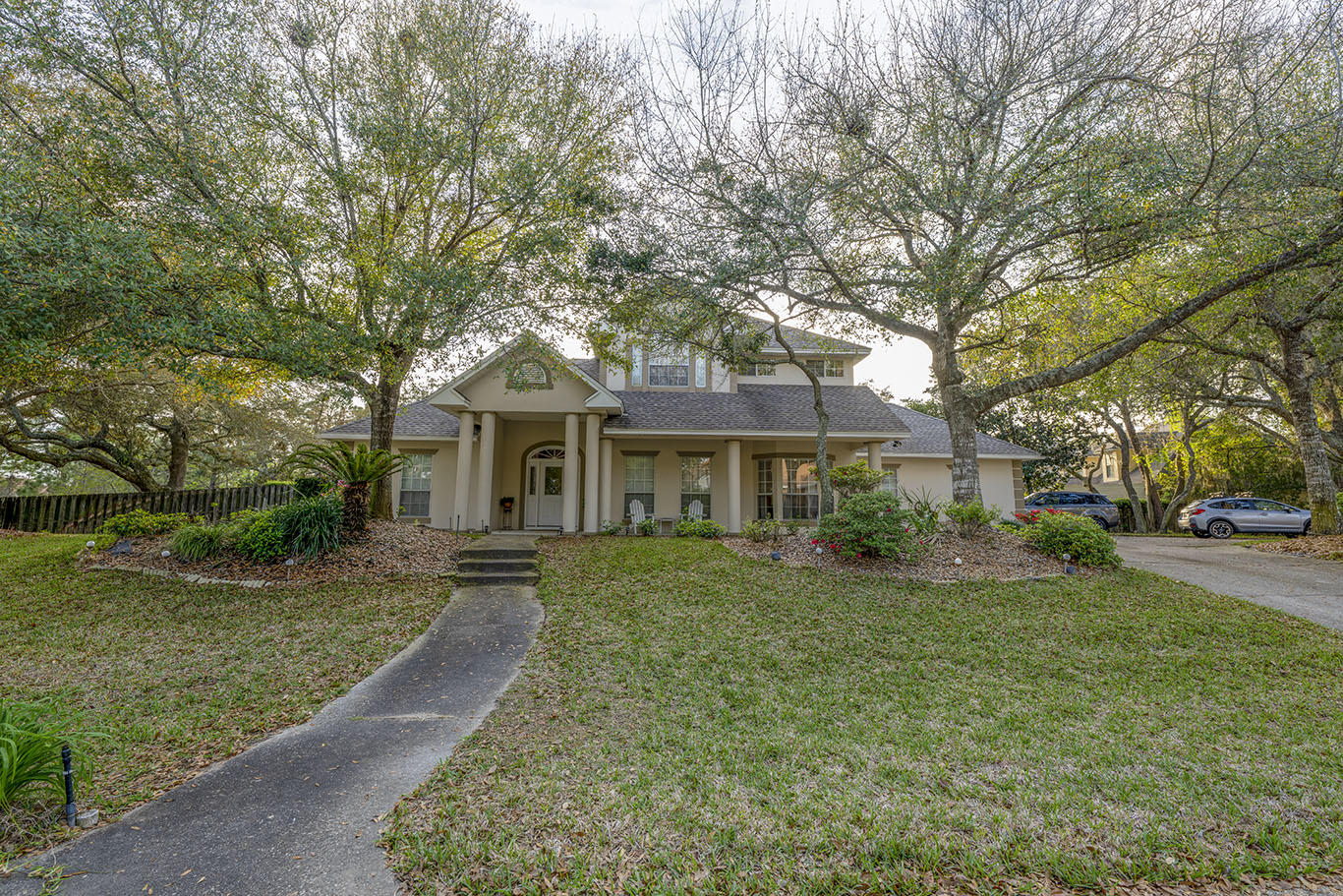 LAKE POINTE - Residential