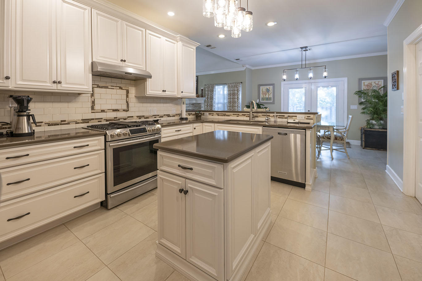 LAKE POINTE - Residential