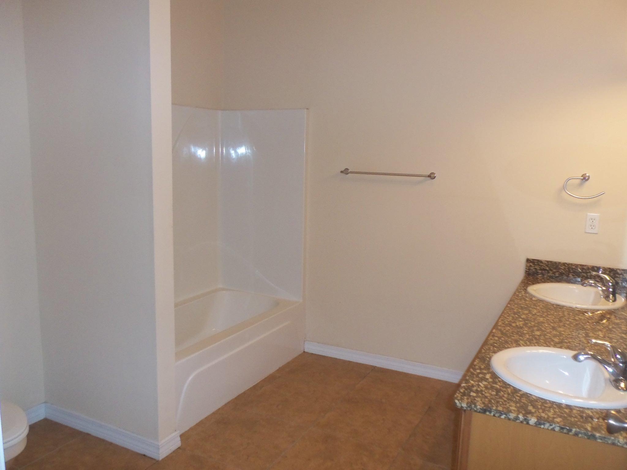 MERIDIAN SQUARE T/H - Residential Lease