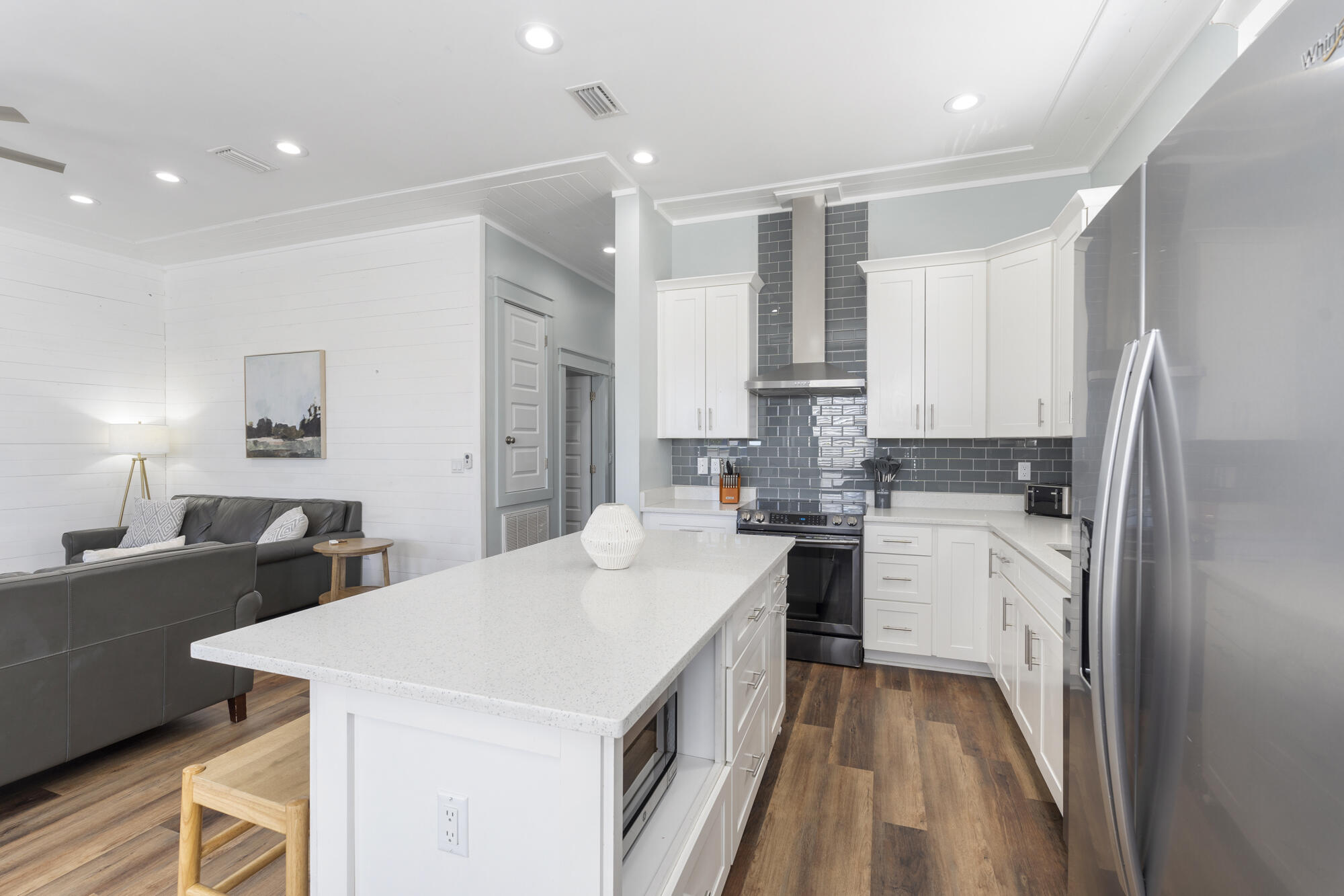 FRANGISTA BEACH 2ND ADDN - Residential