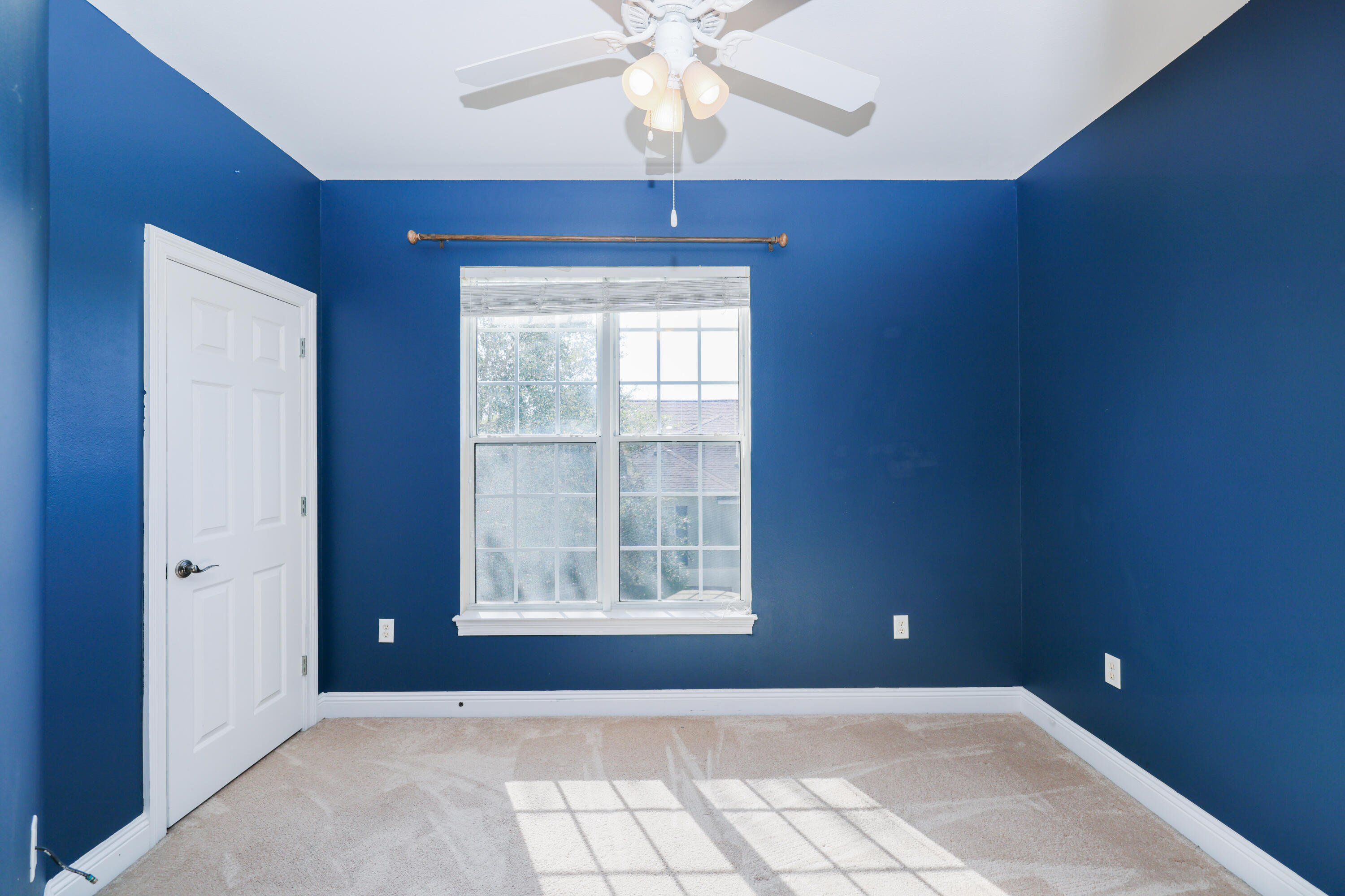 WALTON OAKS - Residential